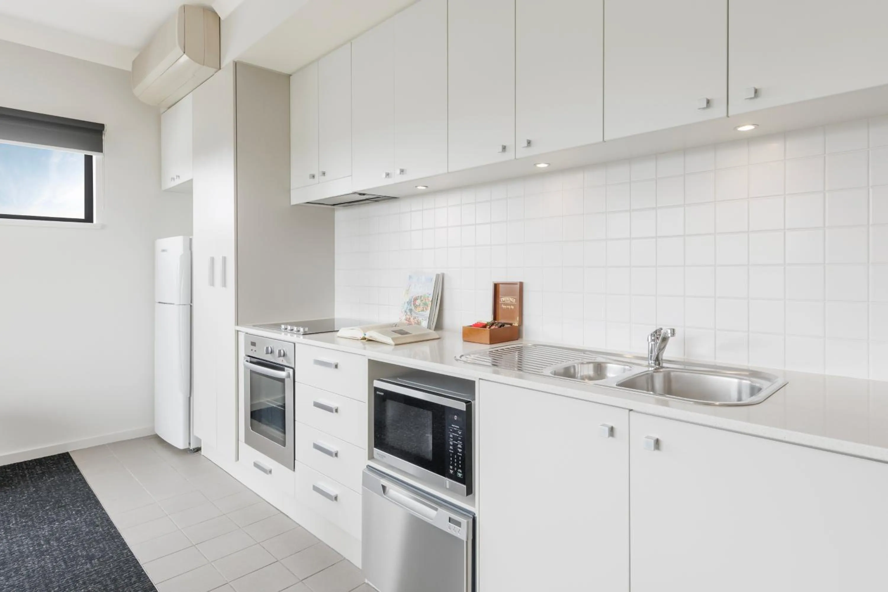 dishwasher in Quest on Rheola