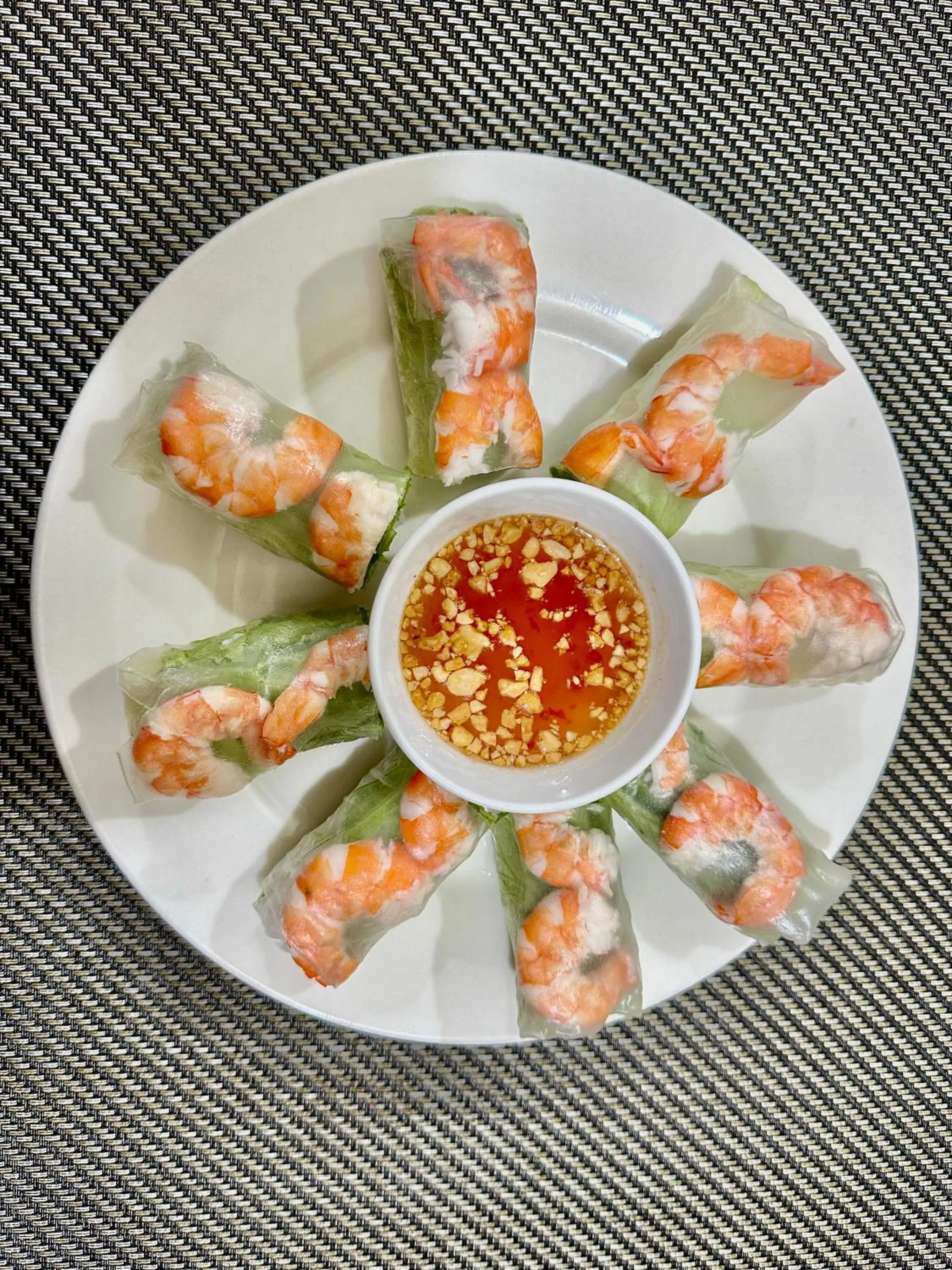 Food and drinks in Sunlight Bungalow