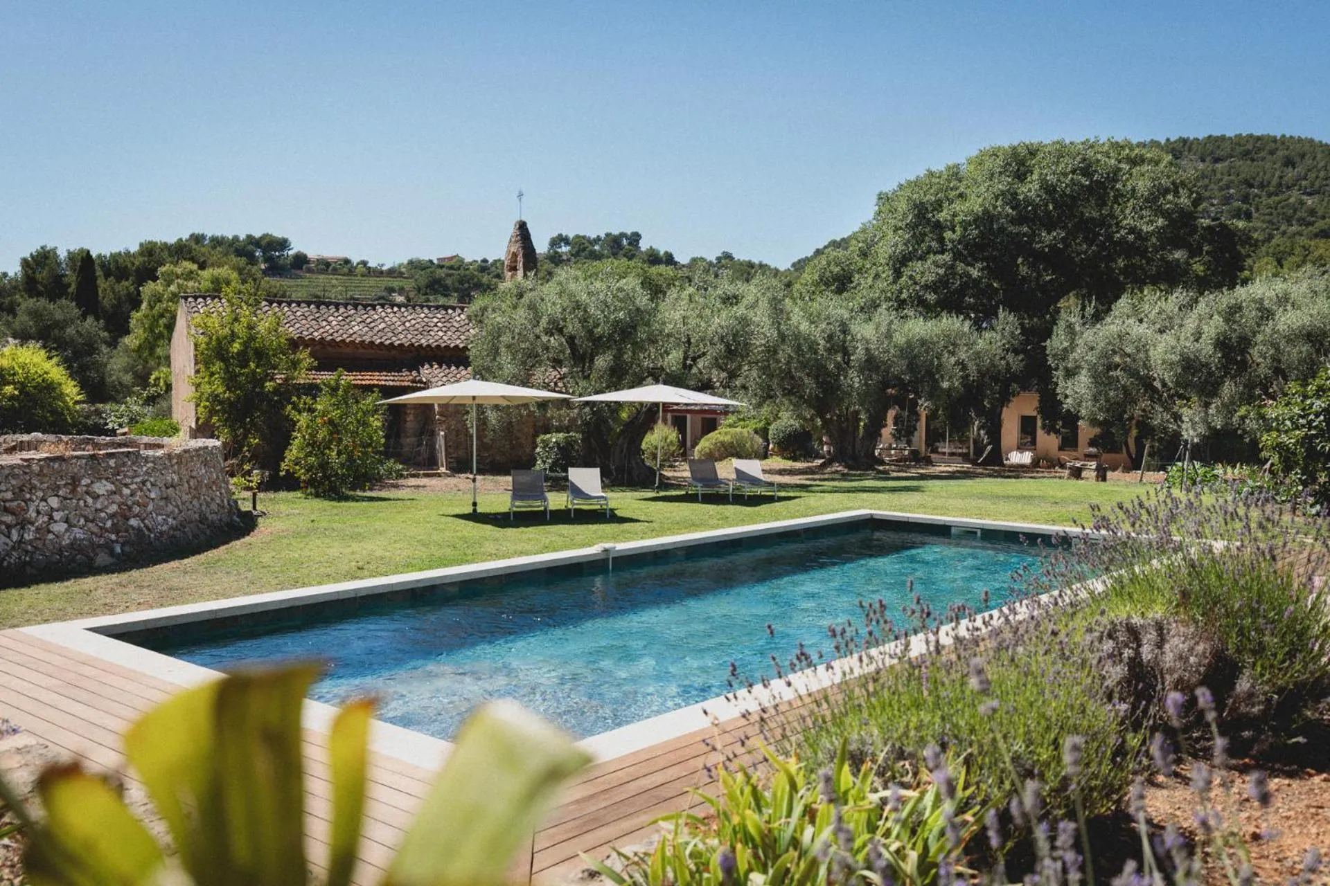 Property building in Bastide Sainte Trinide