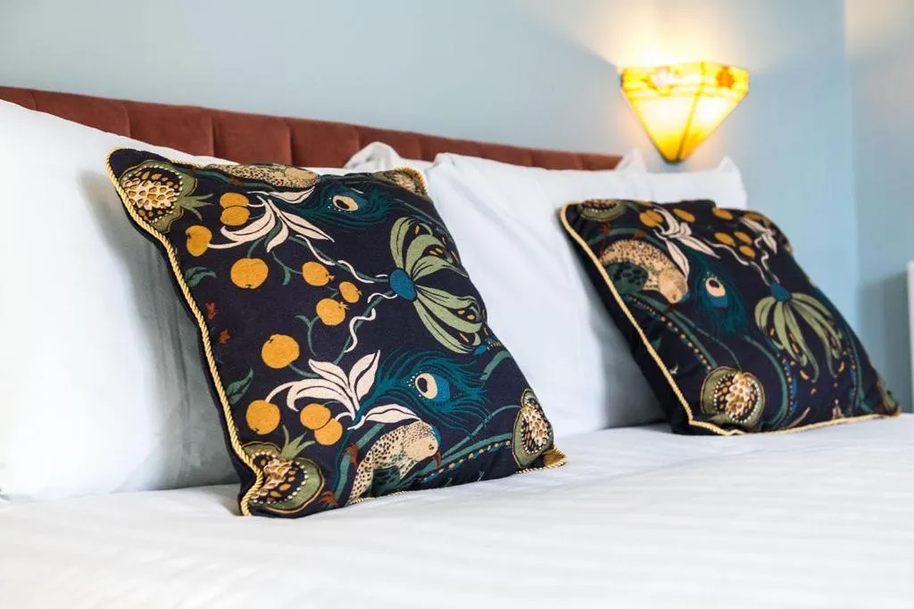 Bed in The Elizabeth House Hotel