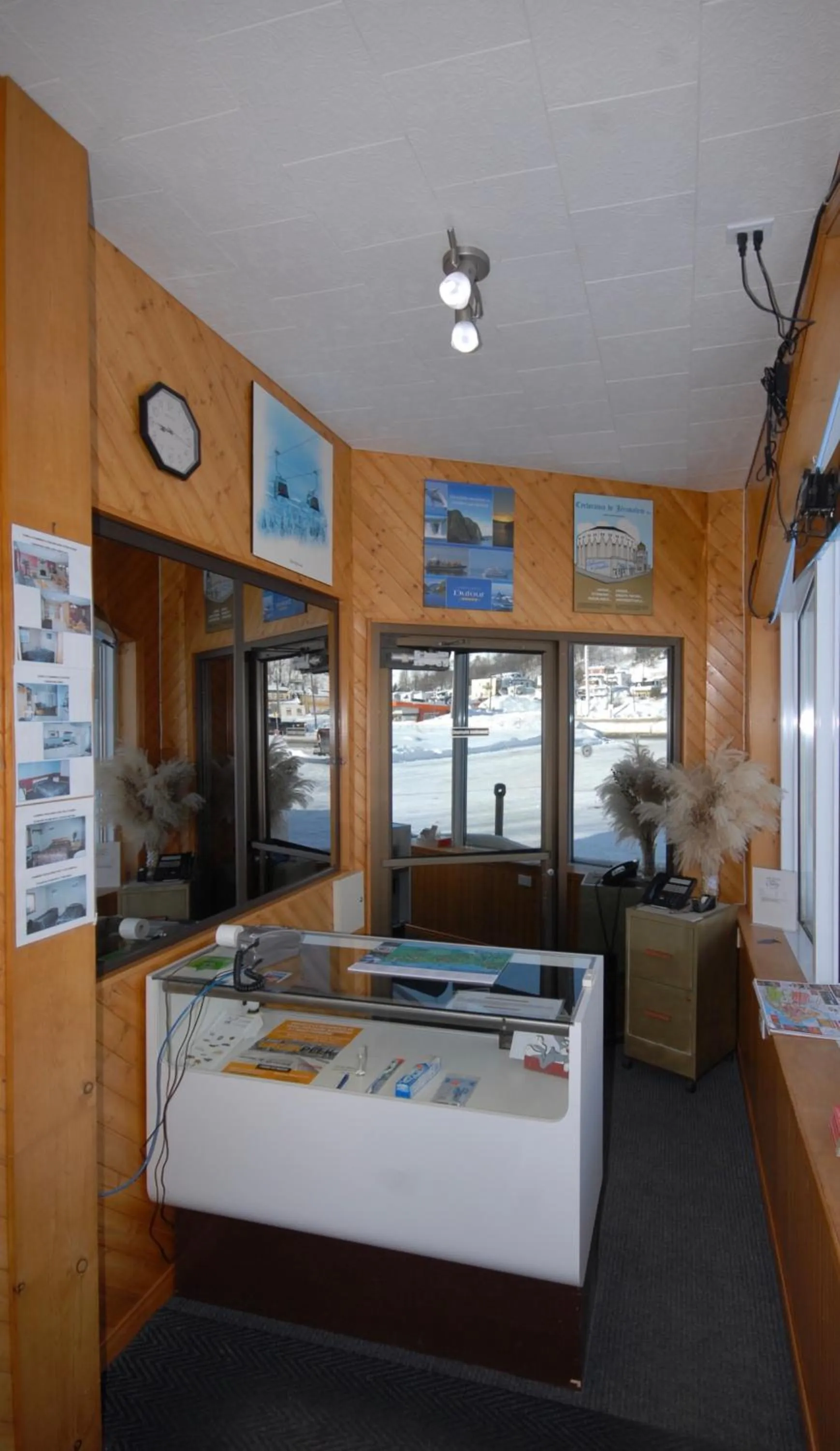 Facade/entrance in Motel Et Condo Chez Charley