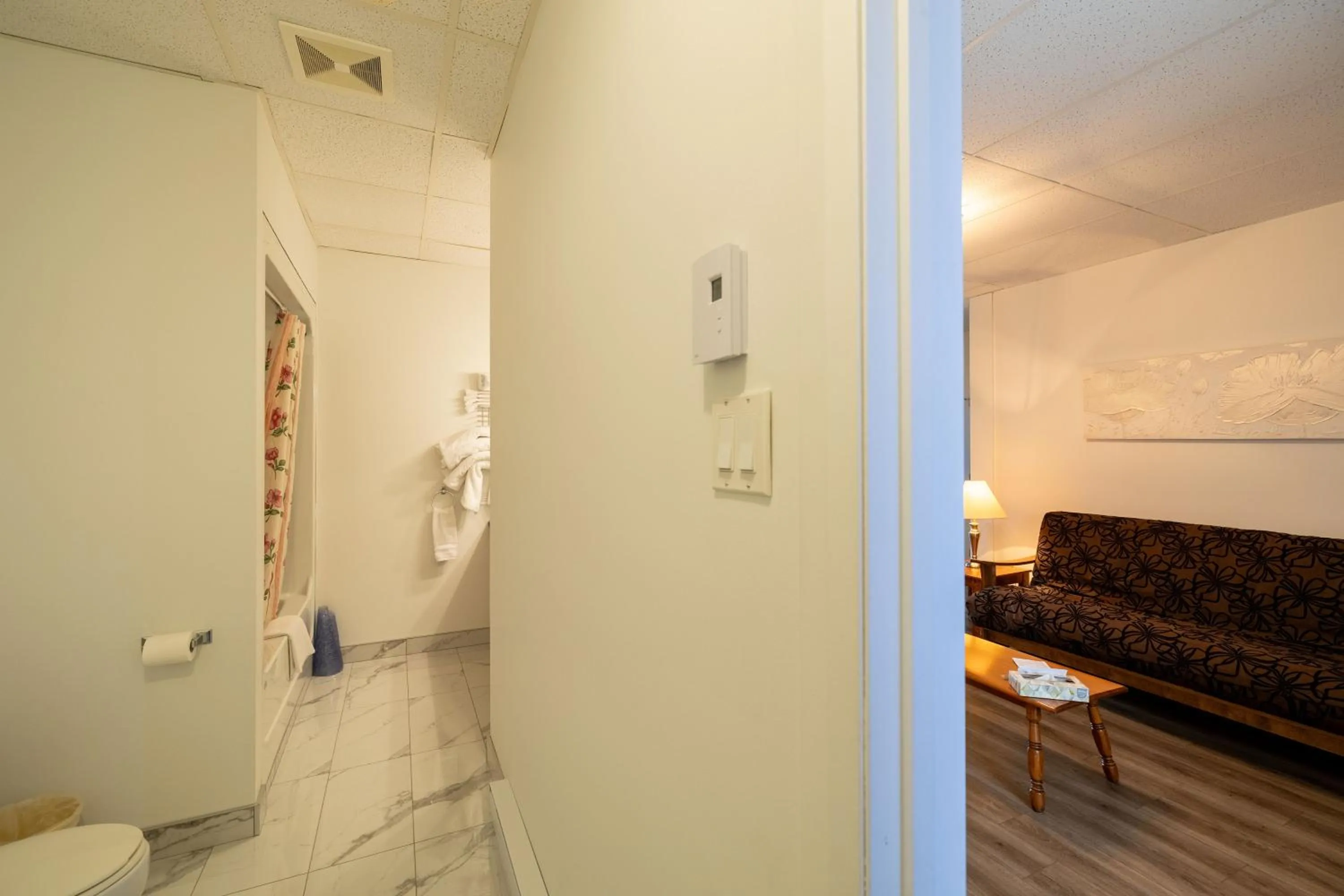 Bathroom in Motel Et Condo Chez Charley