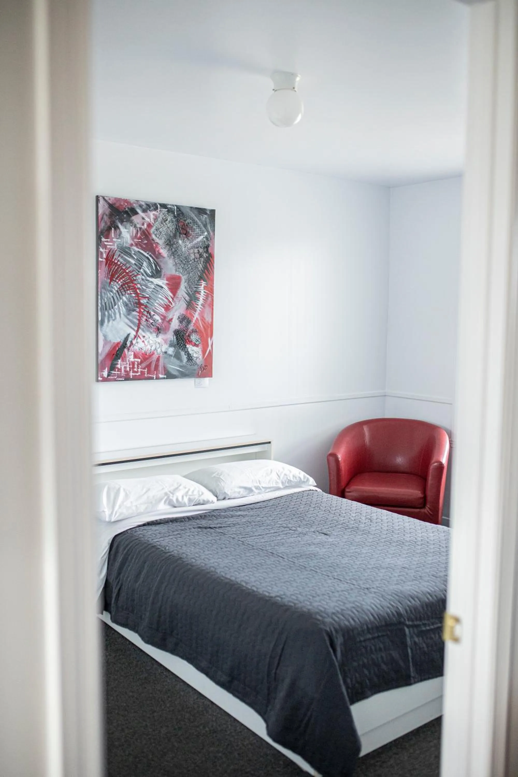 Bedroom, Bed in Motel Et Condo Chez Charley