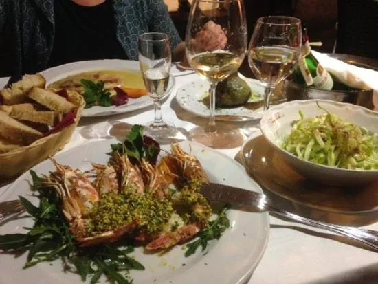 Restaurant/places to eat in Roma Veneto Relais