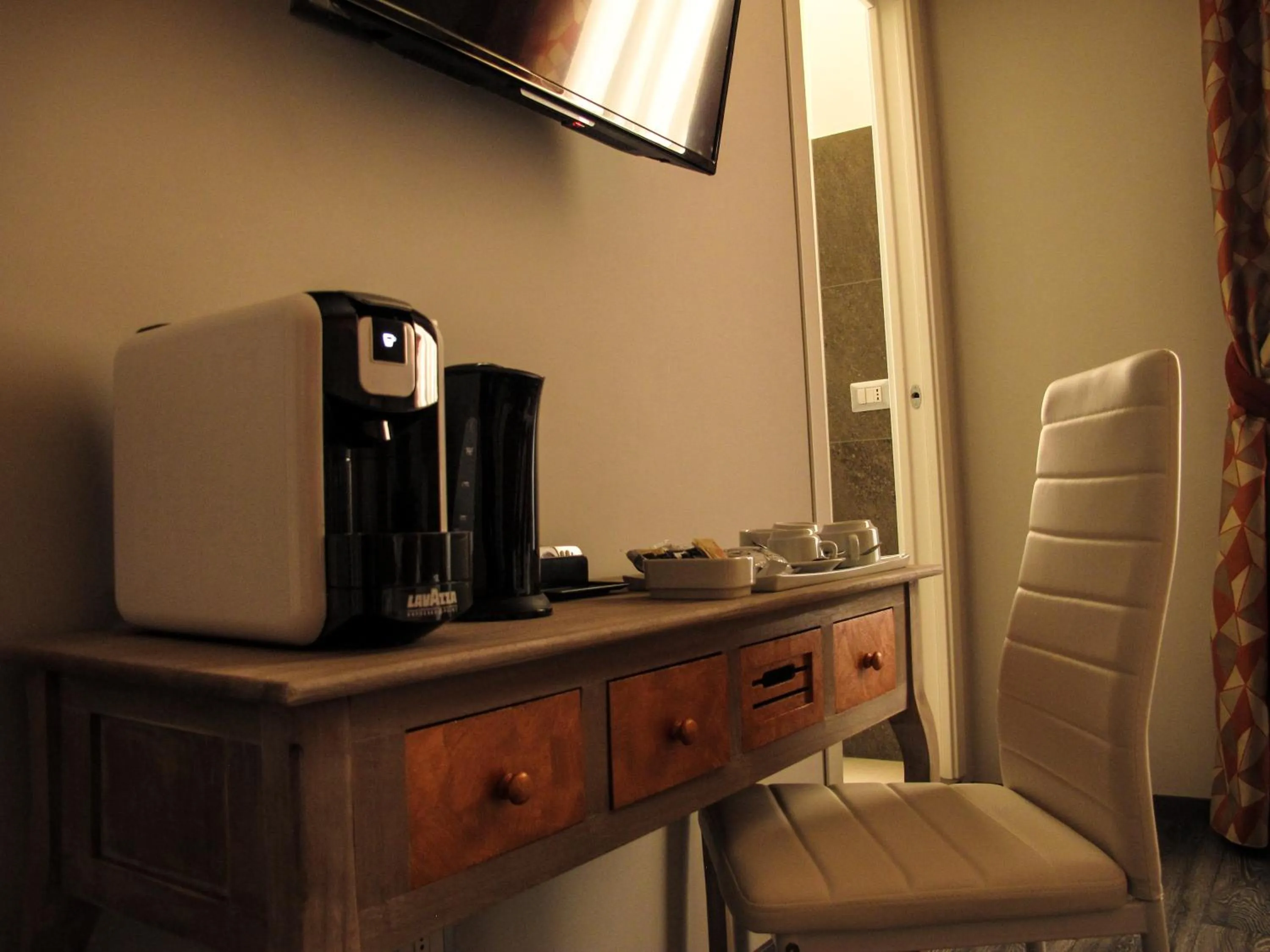 Coffee/tea facilities in Roma Veneto Relais