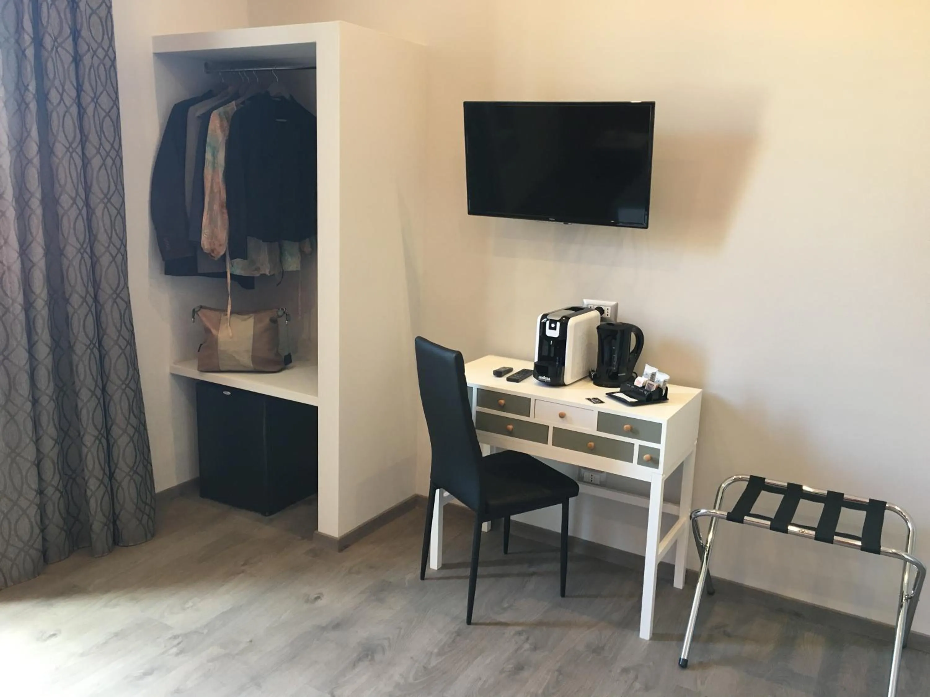 Photo of the whole room in Roma Veneto Relais