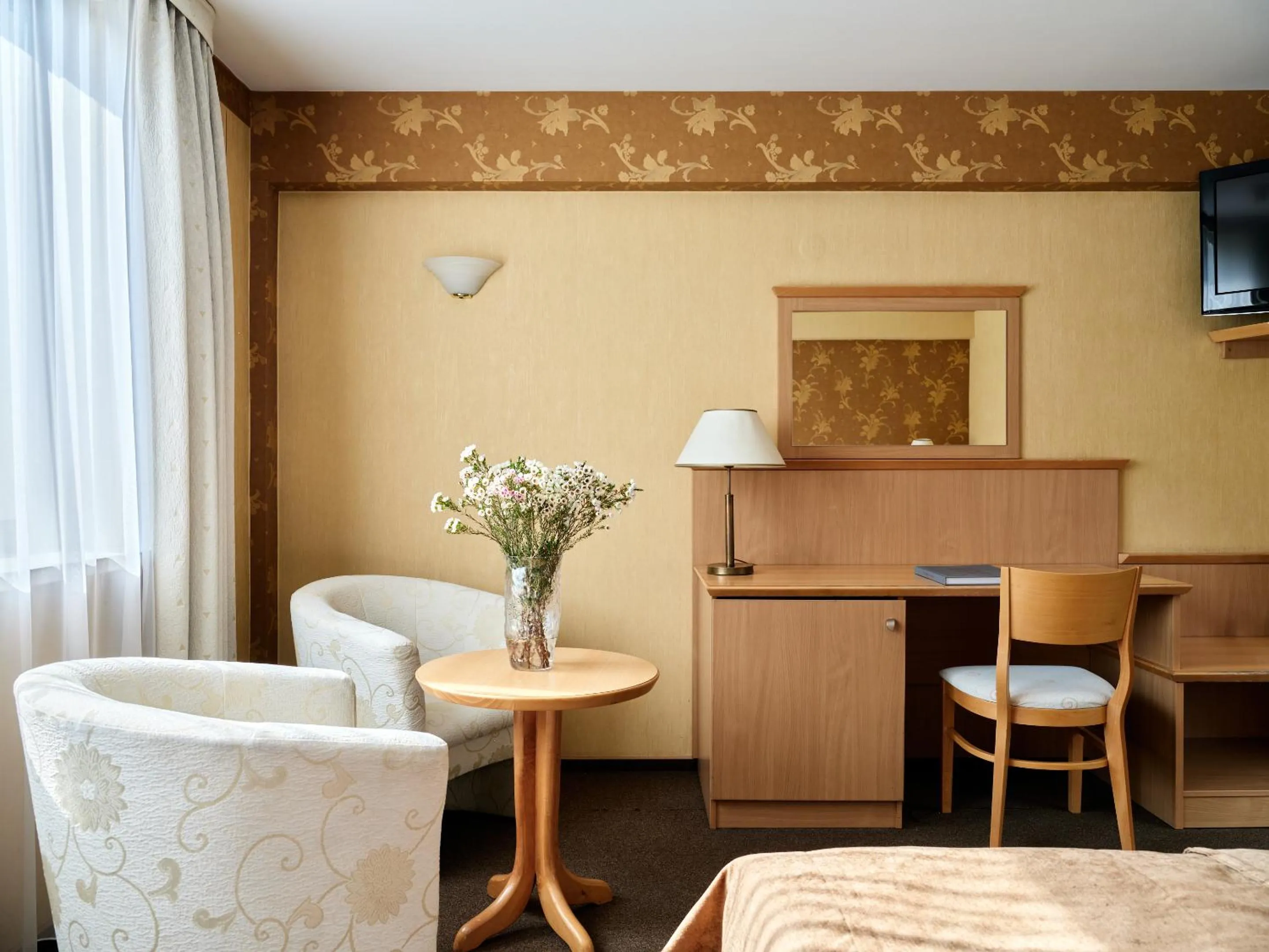 Seating area in Hotel Great Polonia Kraków Airport