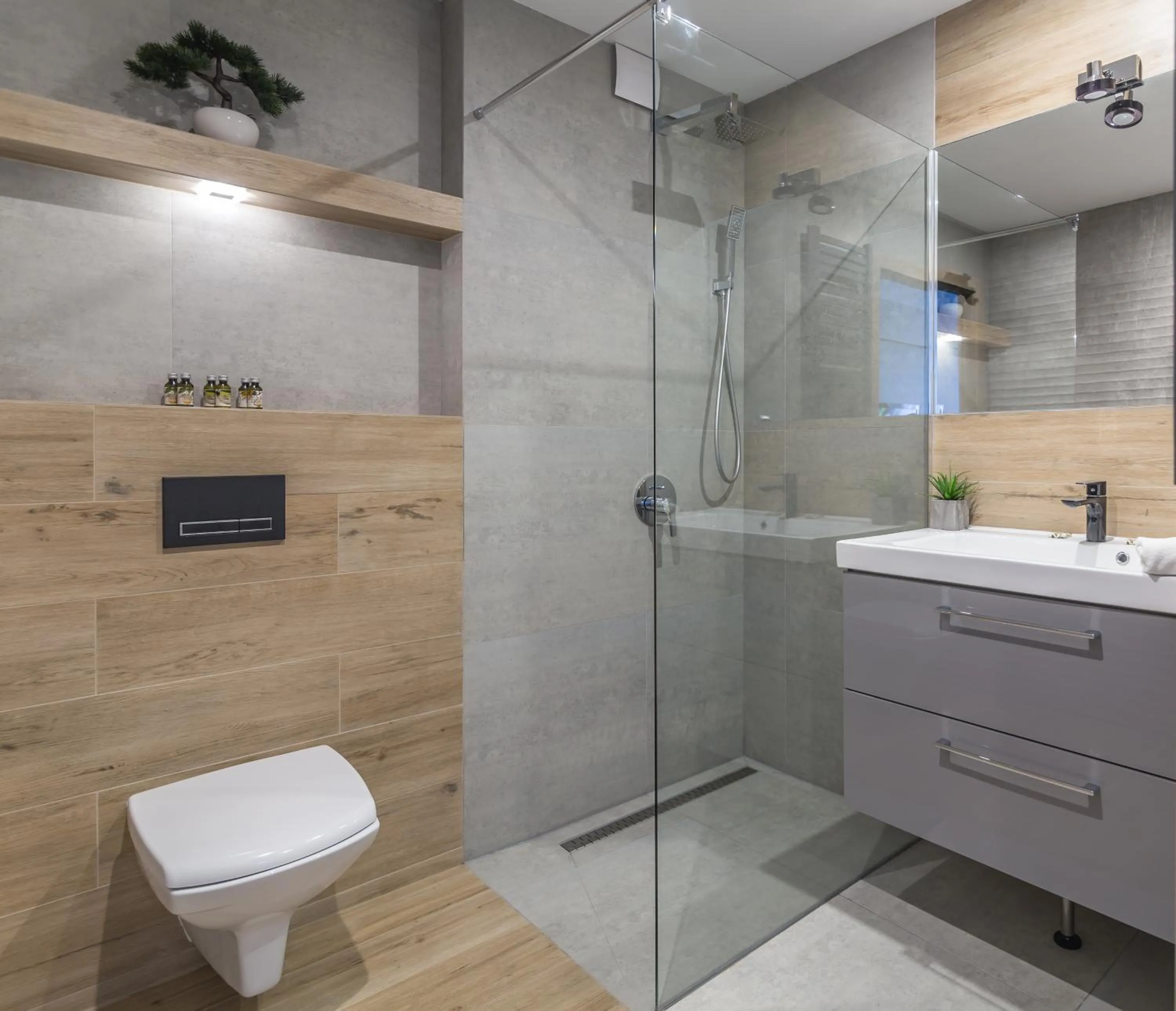 Shower in Hotel Great Polonia Kraków Airport