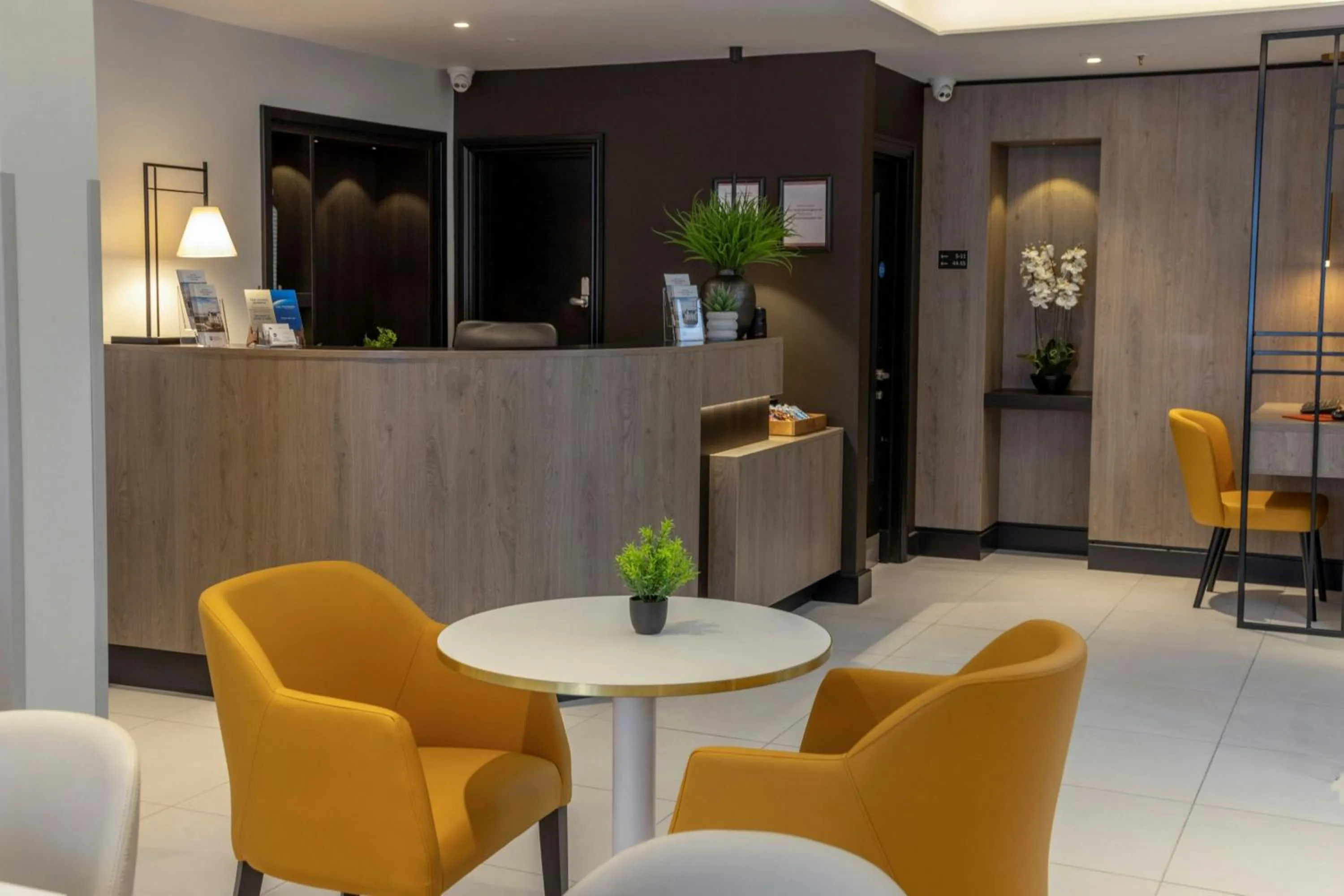 Lobby or reception in Four Points Flex by Sheraton London Kensington Olympia