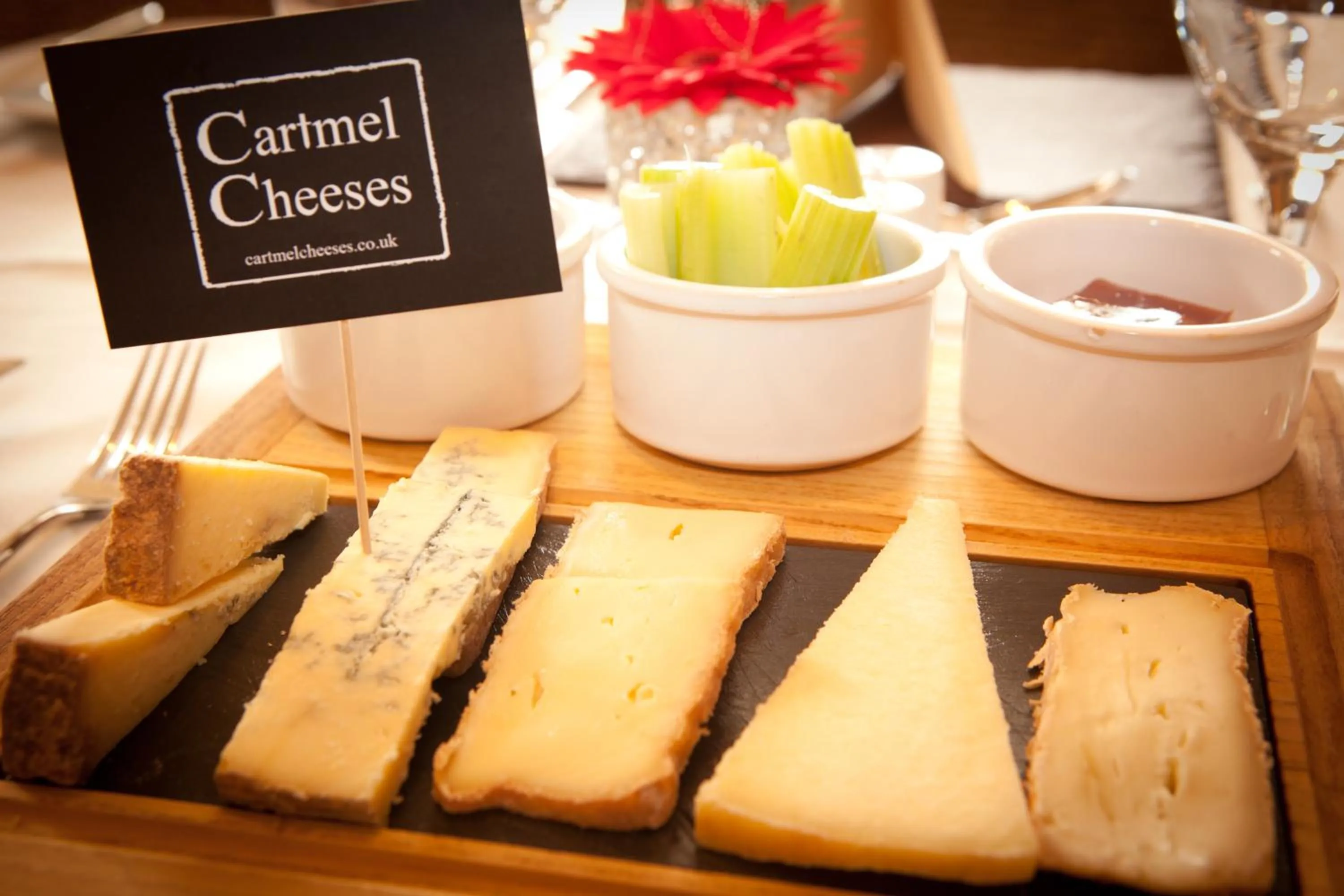 Food and drinks in The Lamplighter Dining ~ Rooms