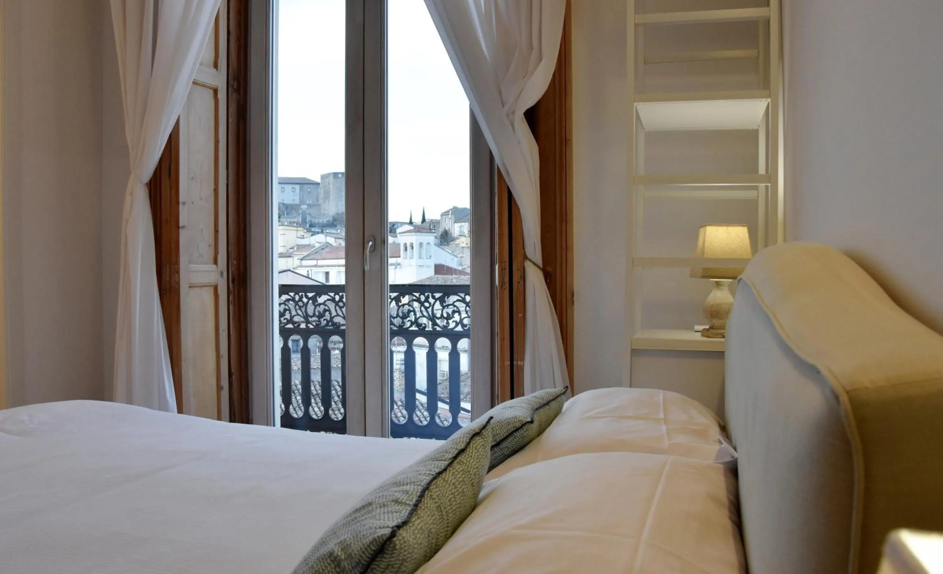 Photo of the whole room, Bed in La Casa nel Borgo Antico