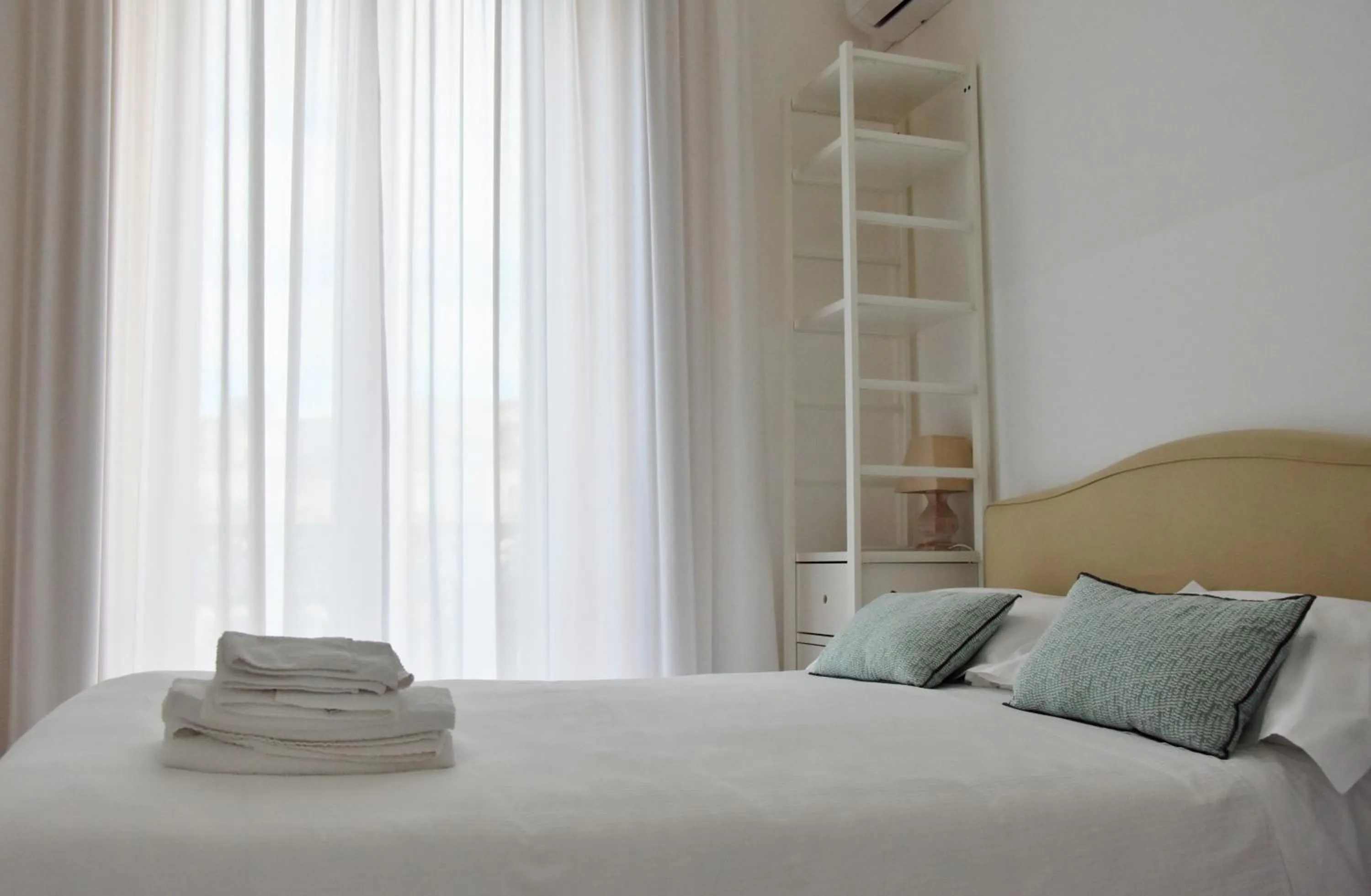 Photo of the whole room, Bed in La Casa nel Borgo Antico