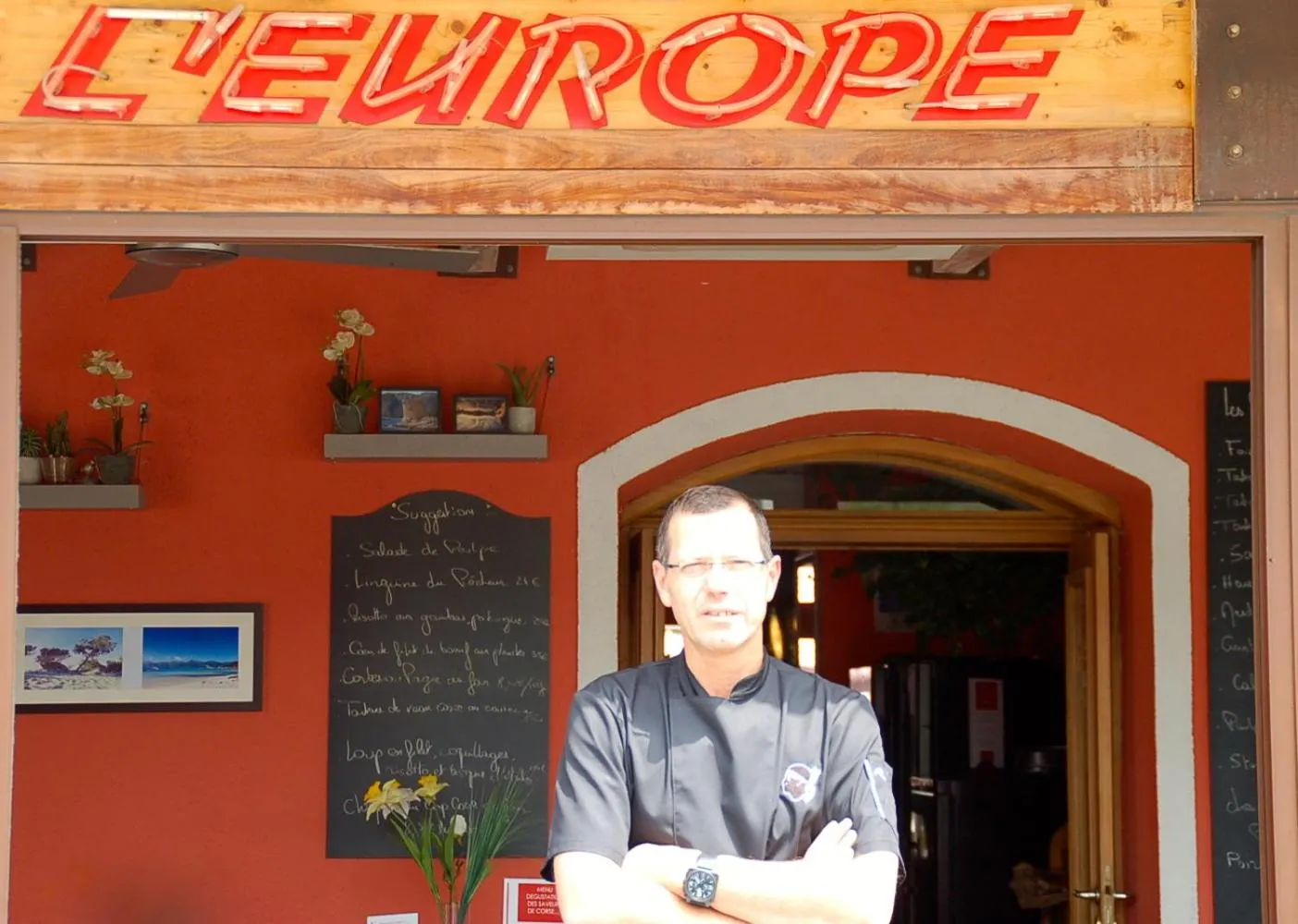 Staff in Hotel Restaurant L'Europe