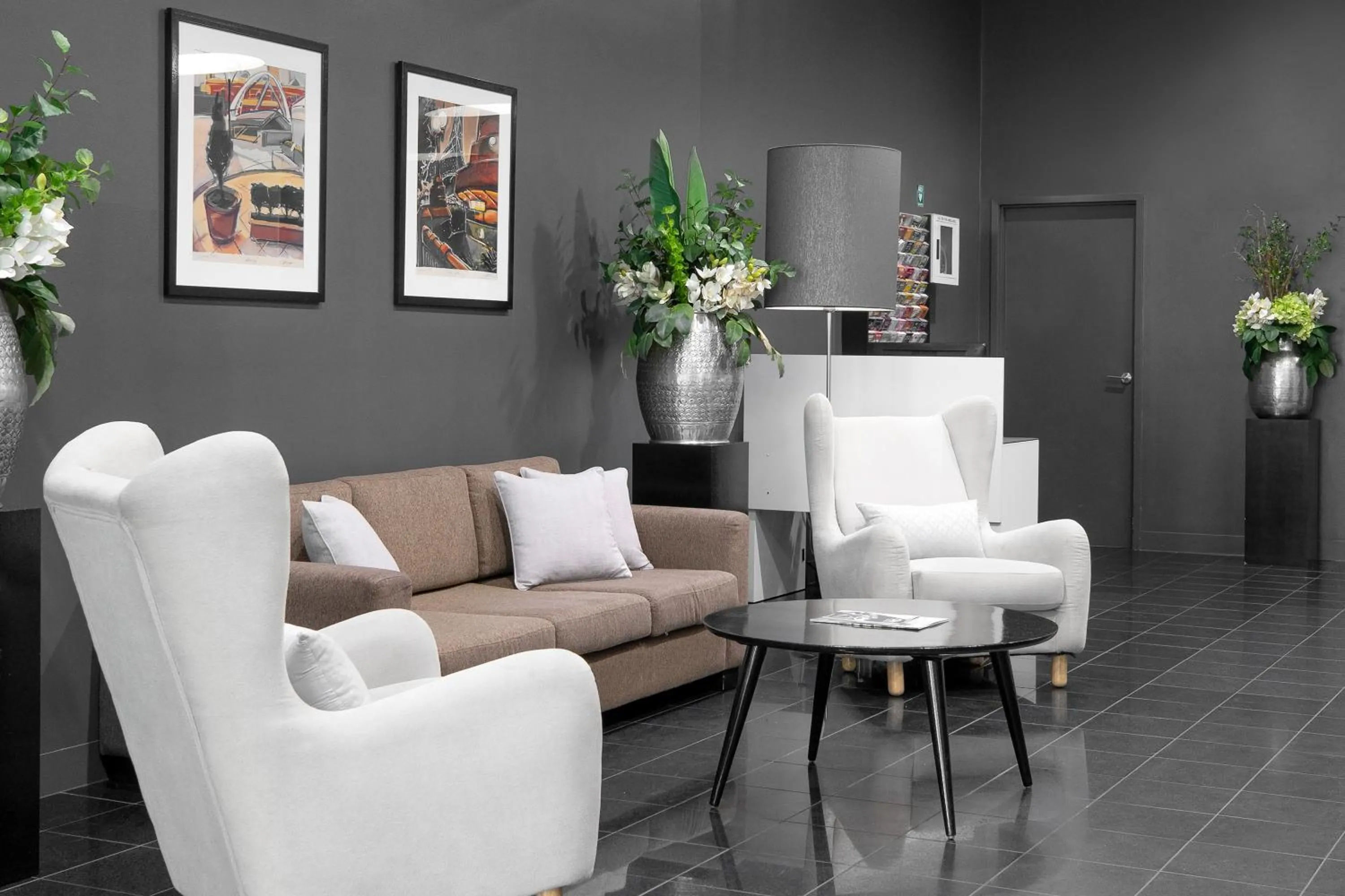 Lobby or reception in Mantra 100 Exhibition