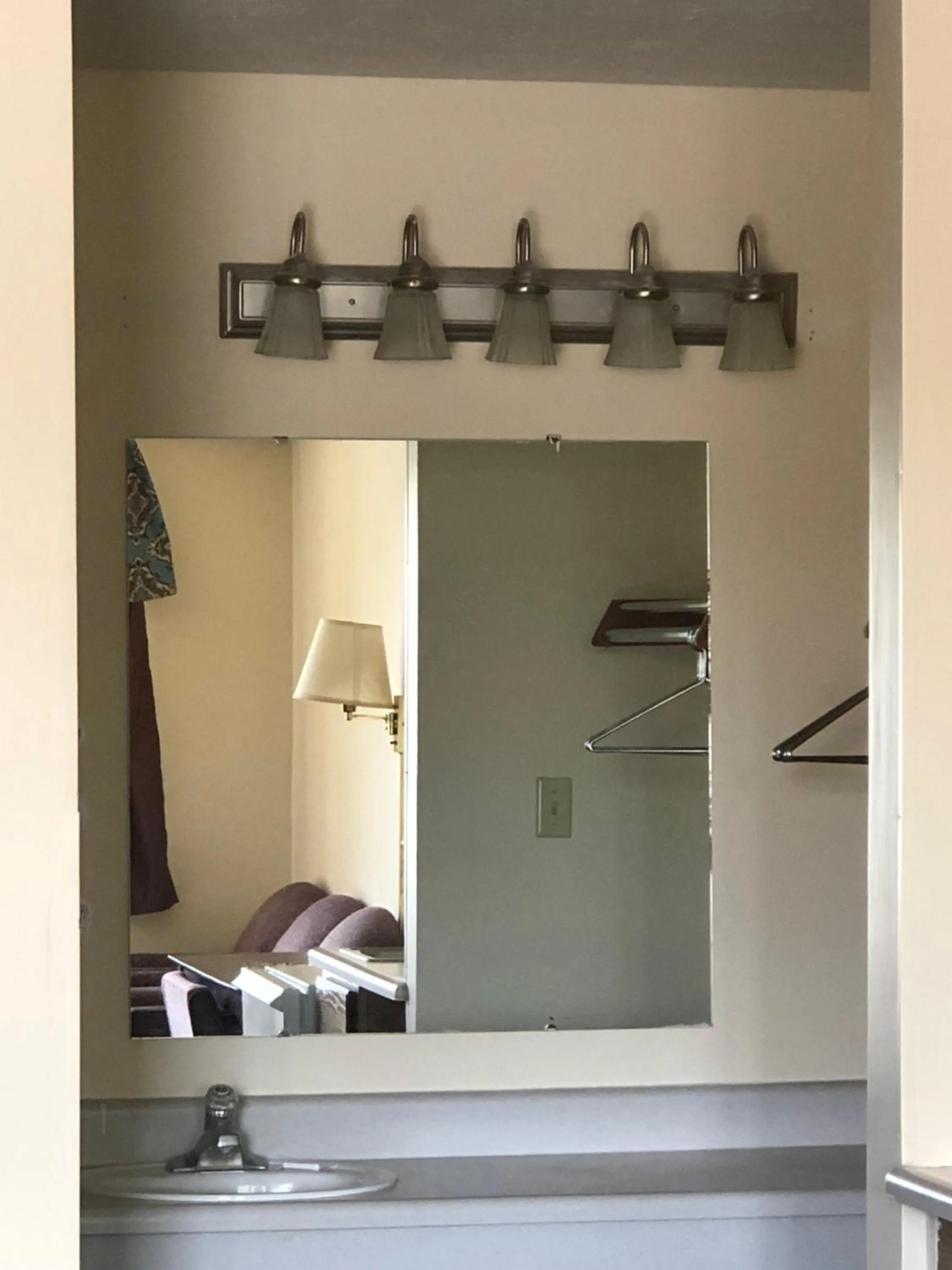 Bathroom in Salt Creek Inn