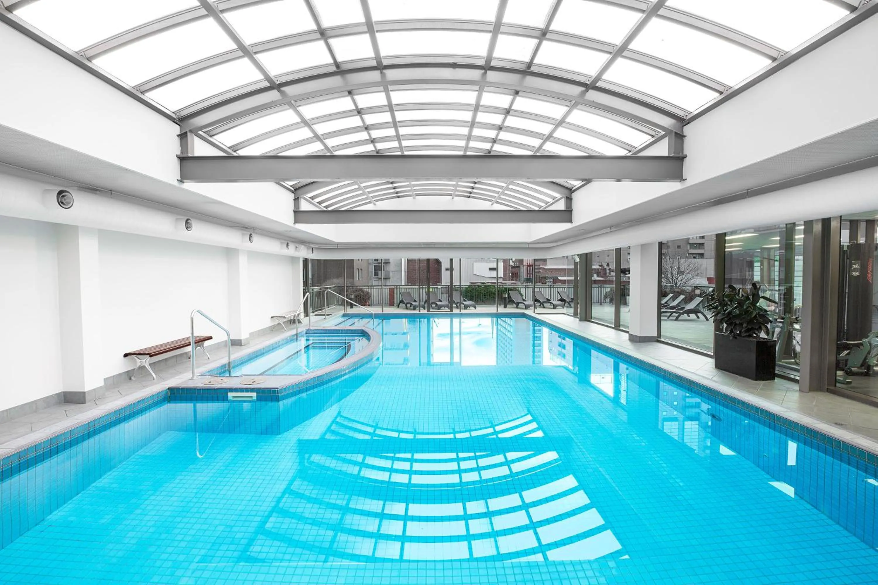 Swimming pool in Mantra on Russell