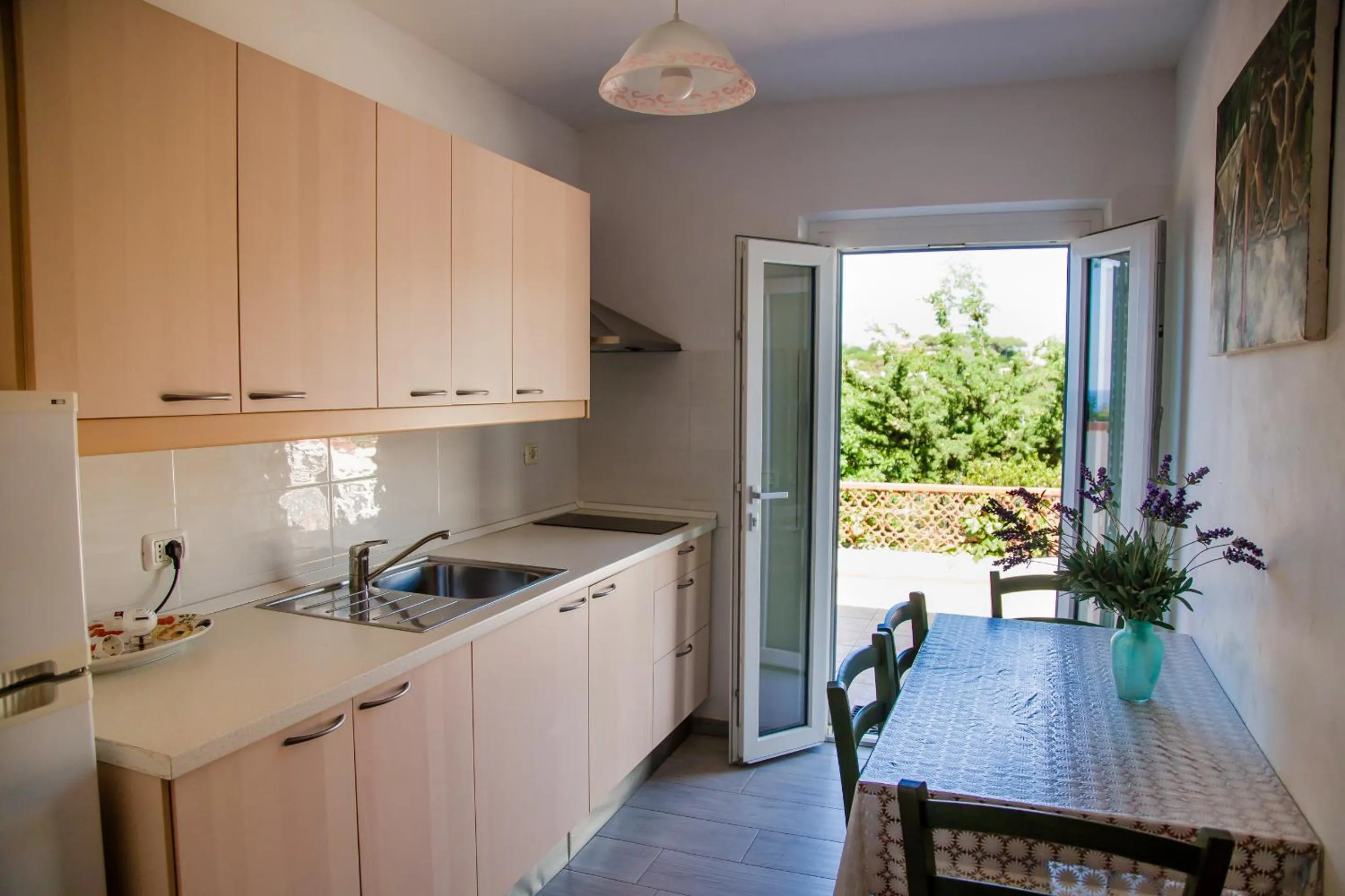 Kitchen or kitchenette in Mandel Residence by Mandel Club