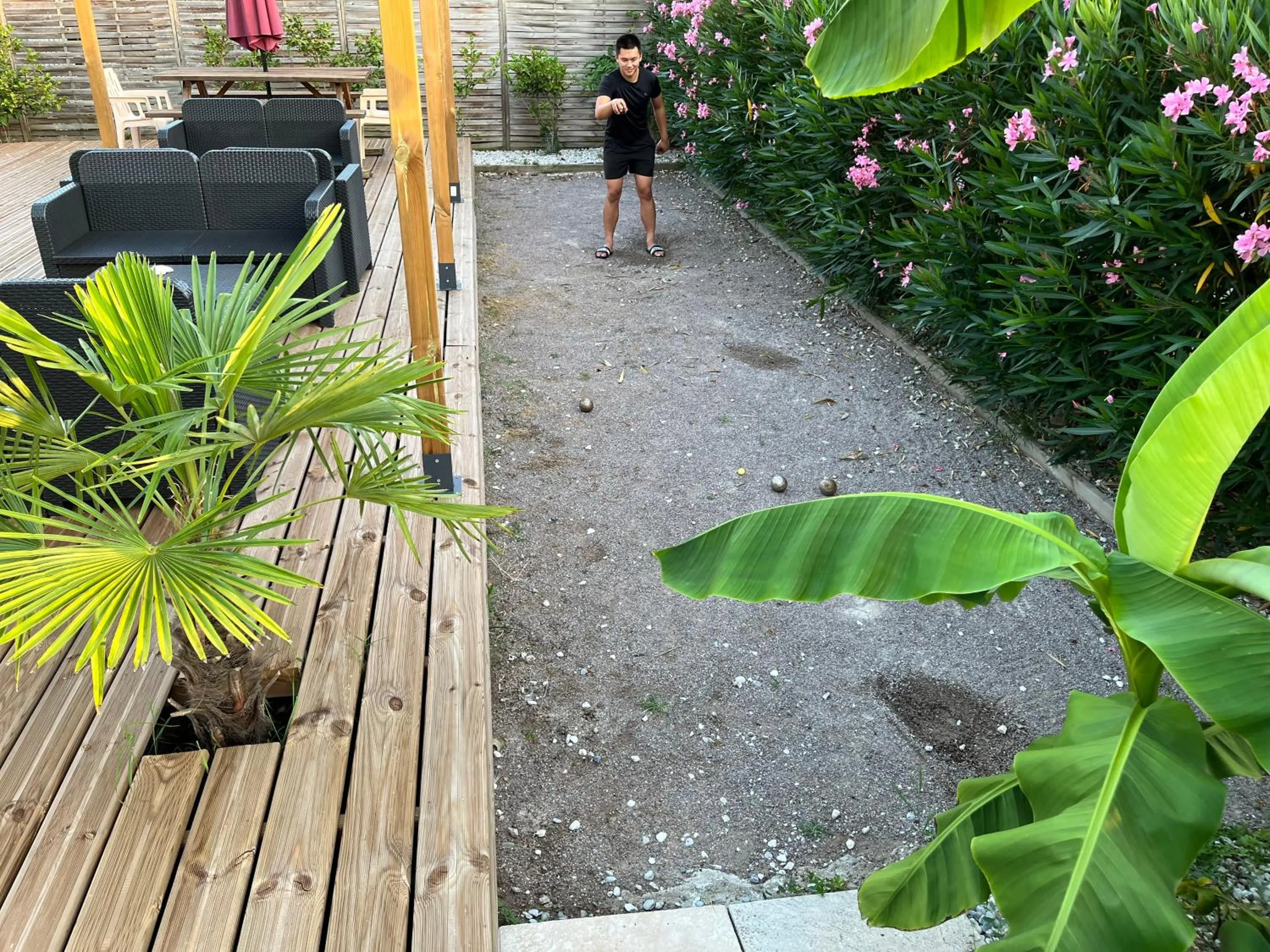 Garden in Brit Hotel Brive La Gaillarde - Restaurant La Limousine