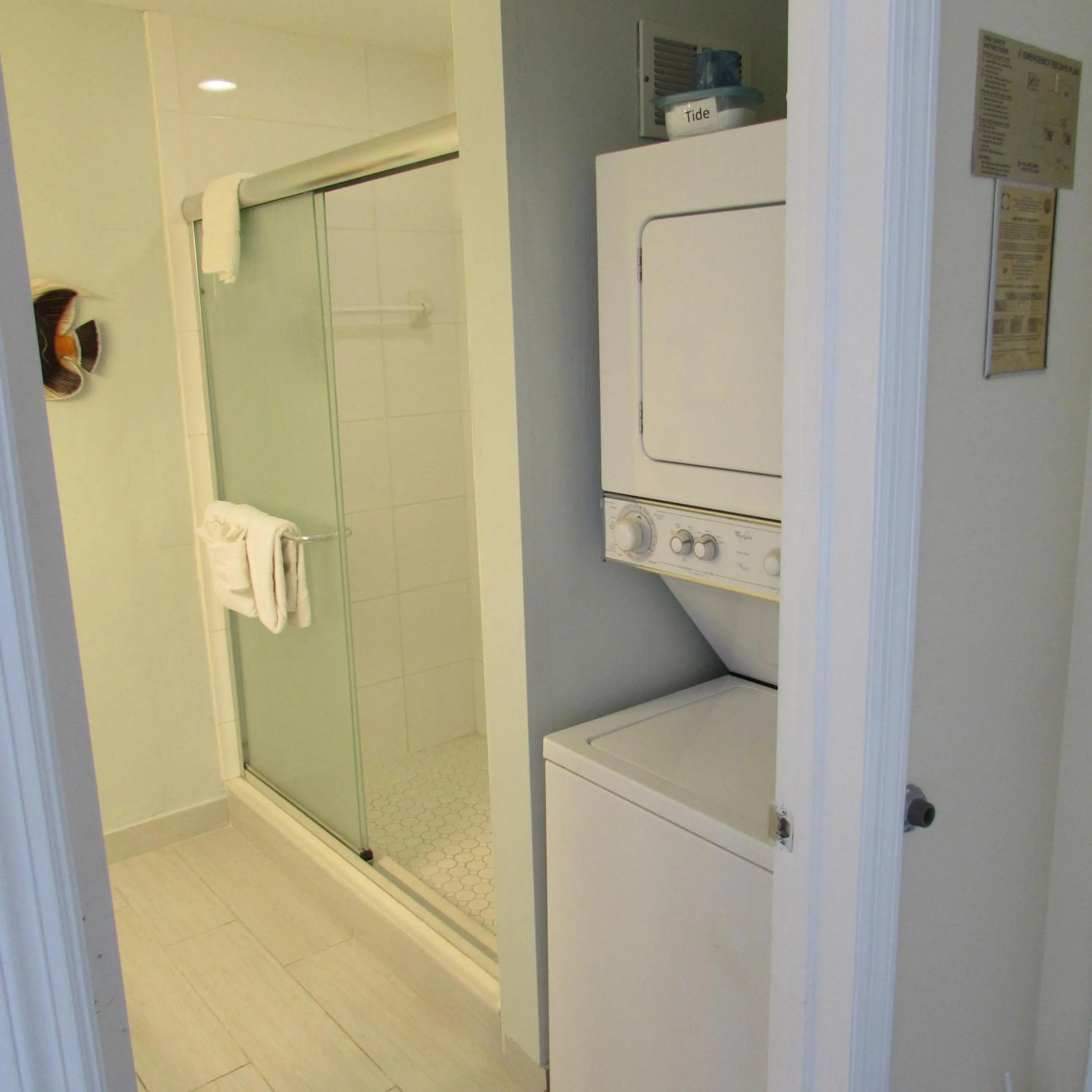 Shower in Edison Beach House