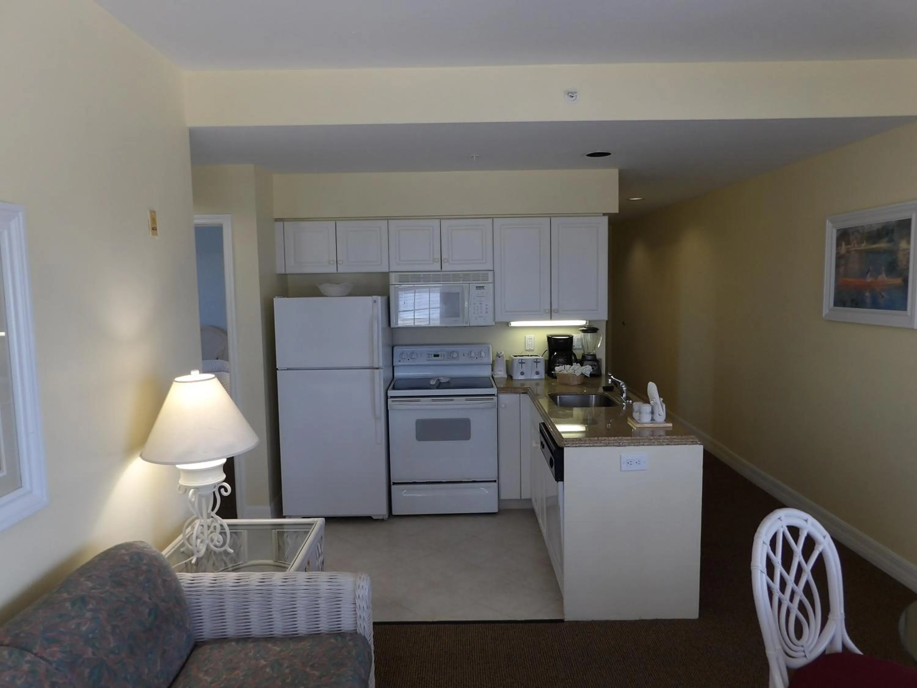 Kitchen or kitchenette in Edison Beach House