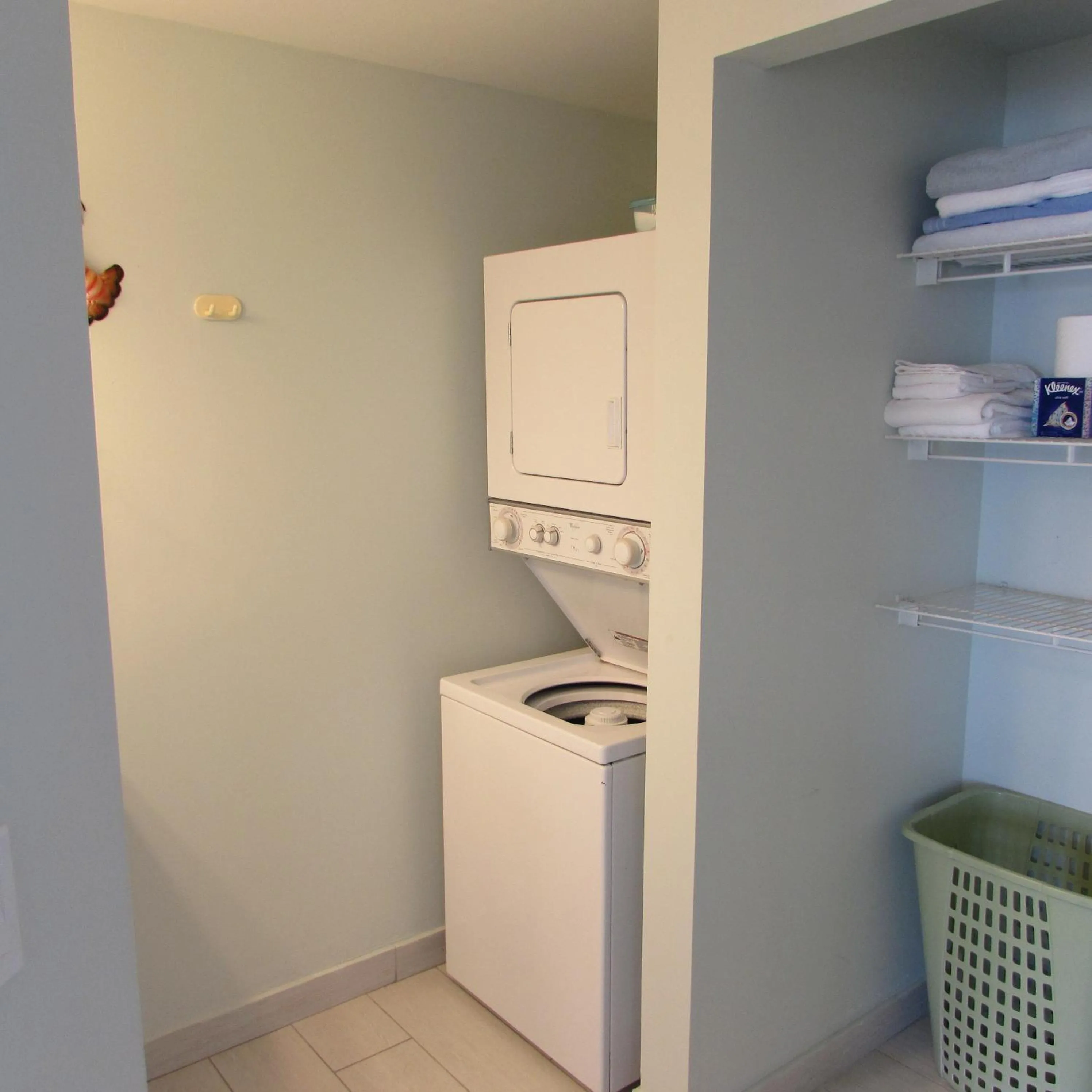 Area and facilities in Edison Beach House