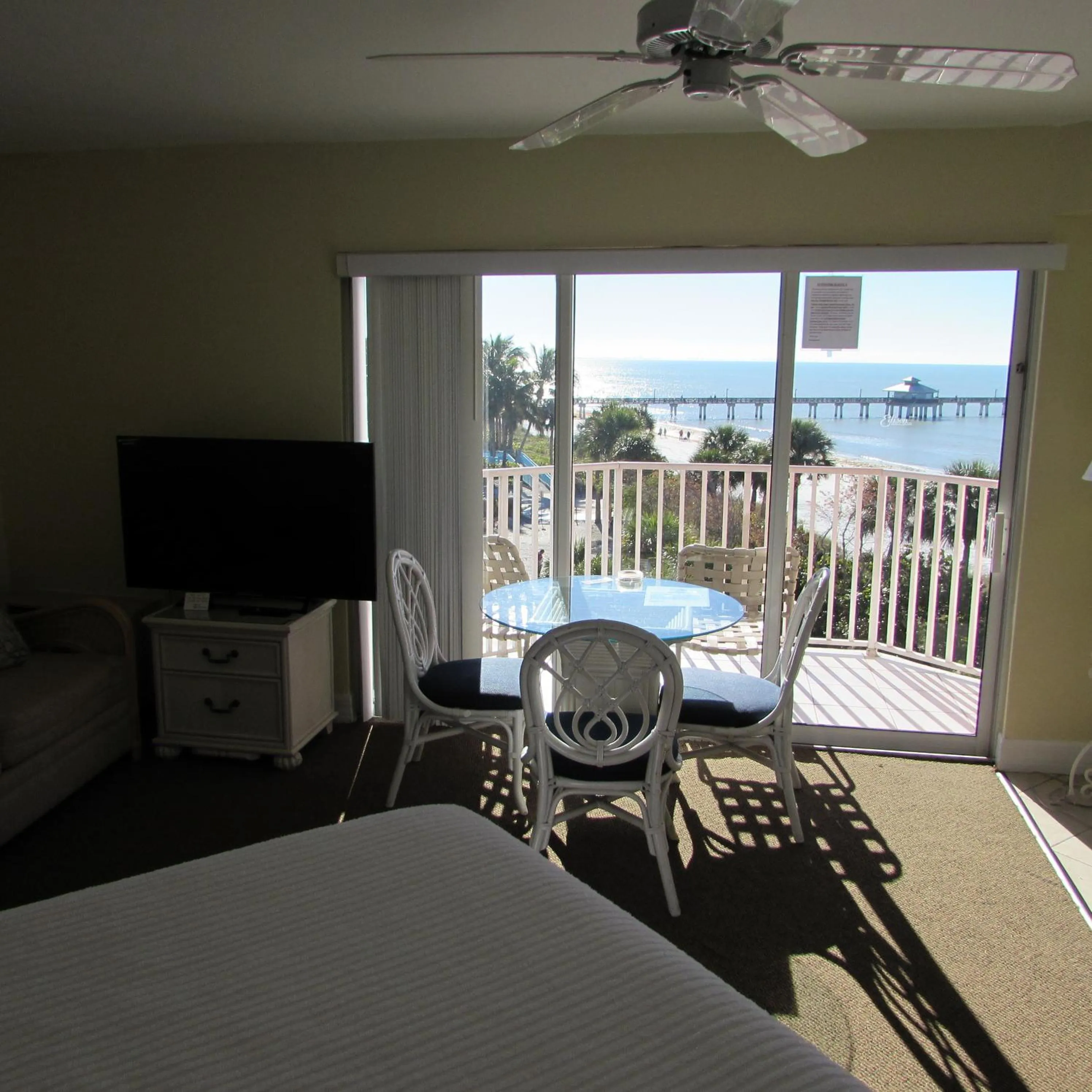 Sea view in Edison Beach House