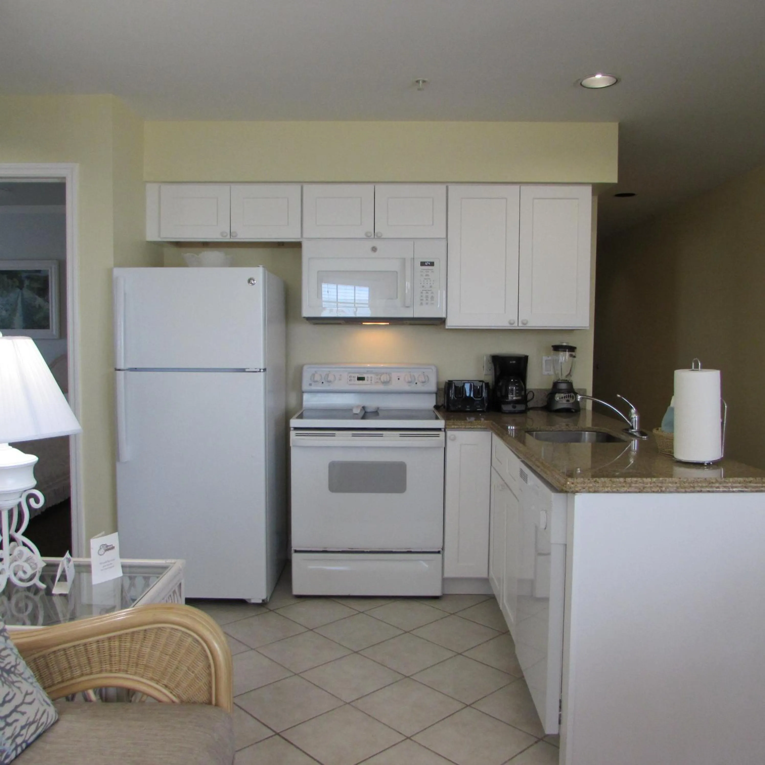 Kitchen or kitchenette in Edison Beach House