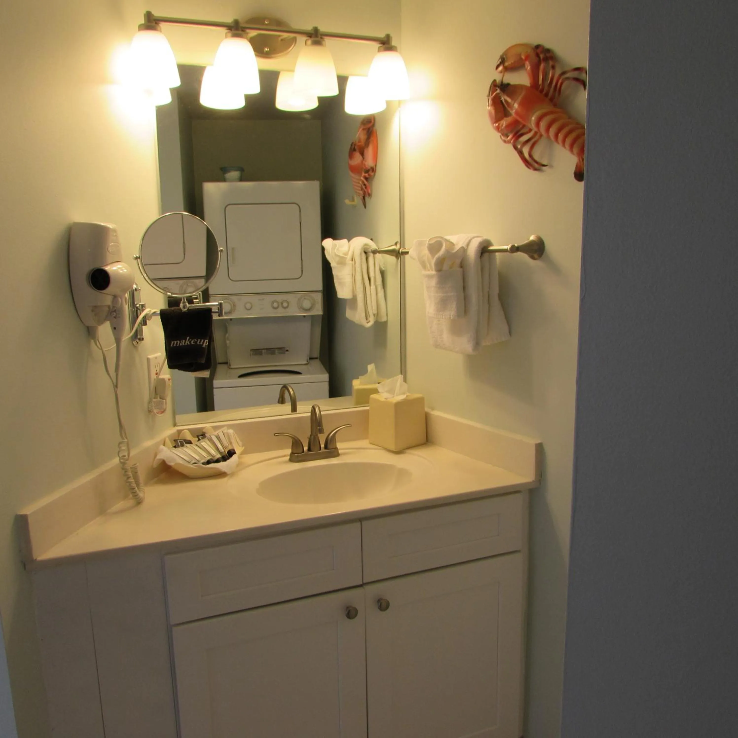 Bathroom in Edison Beach House