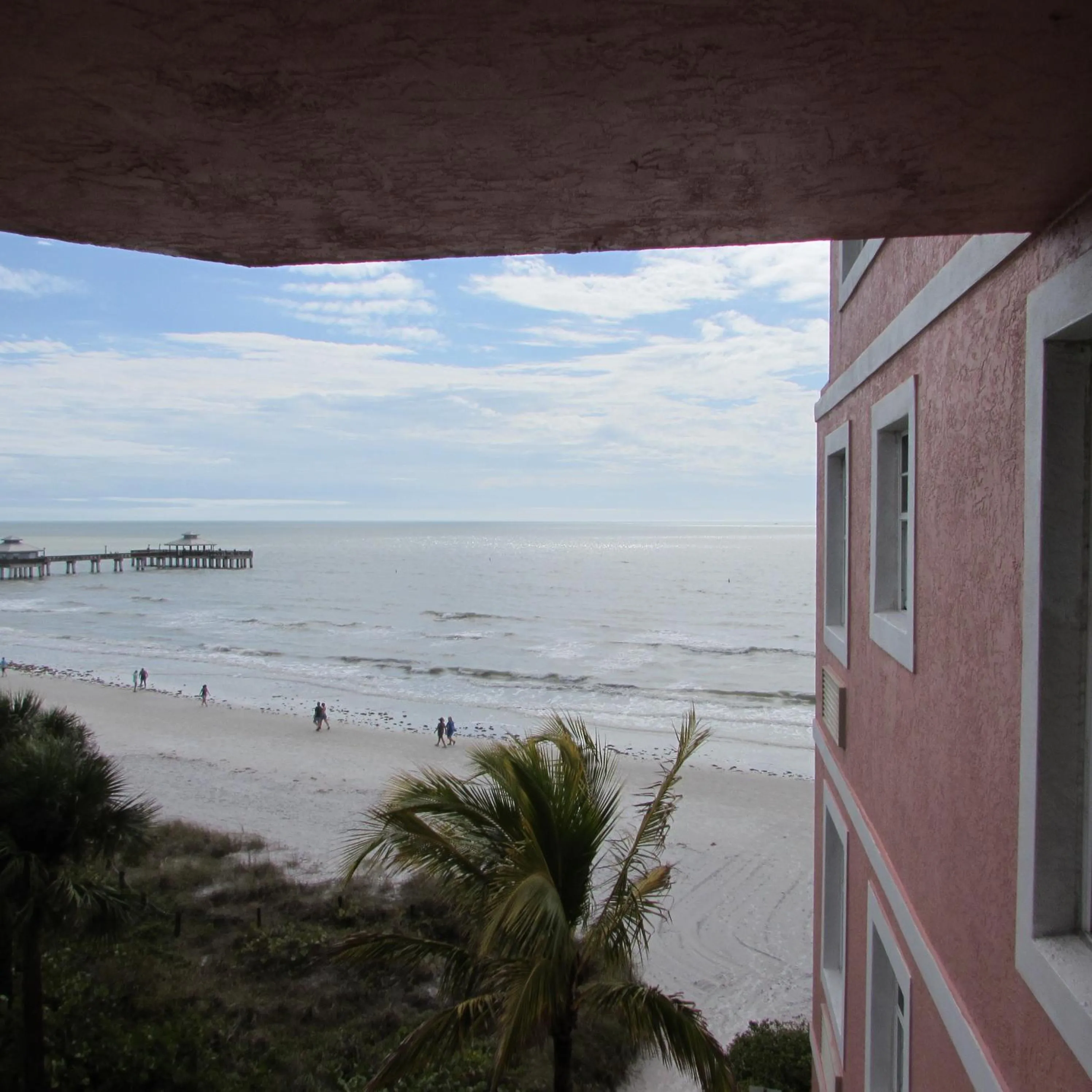 Sea view in Edison Beach House