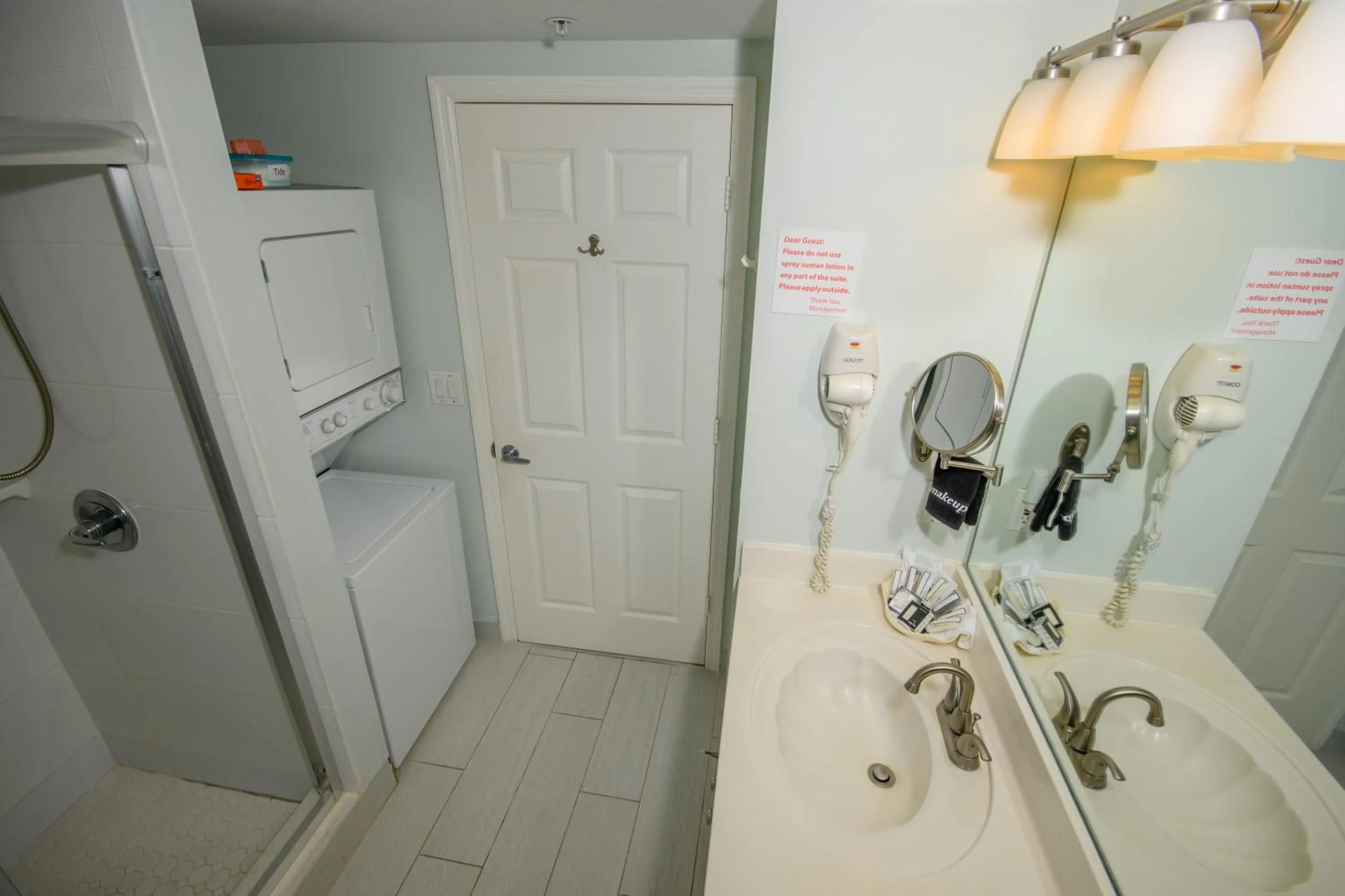 Bathroom in Edison Beach House