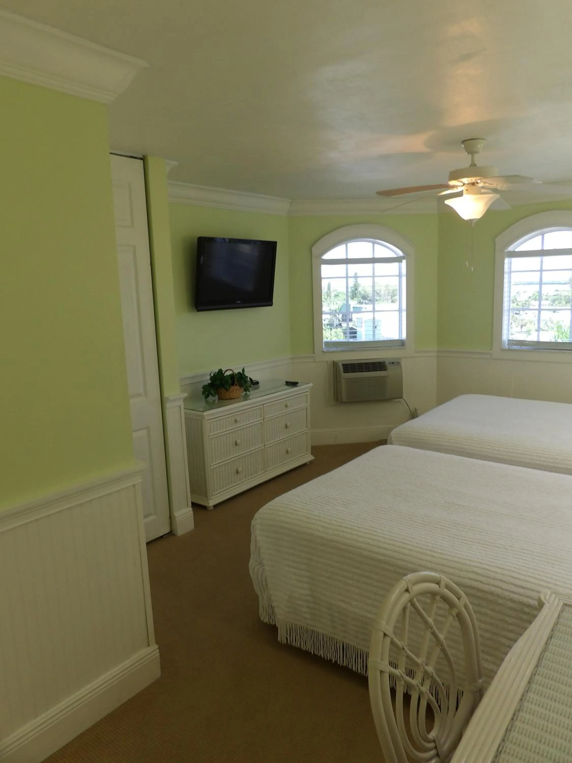 Bedroom in Edison Beach House