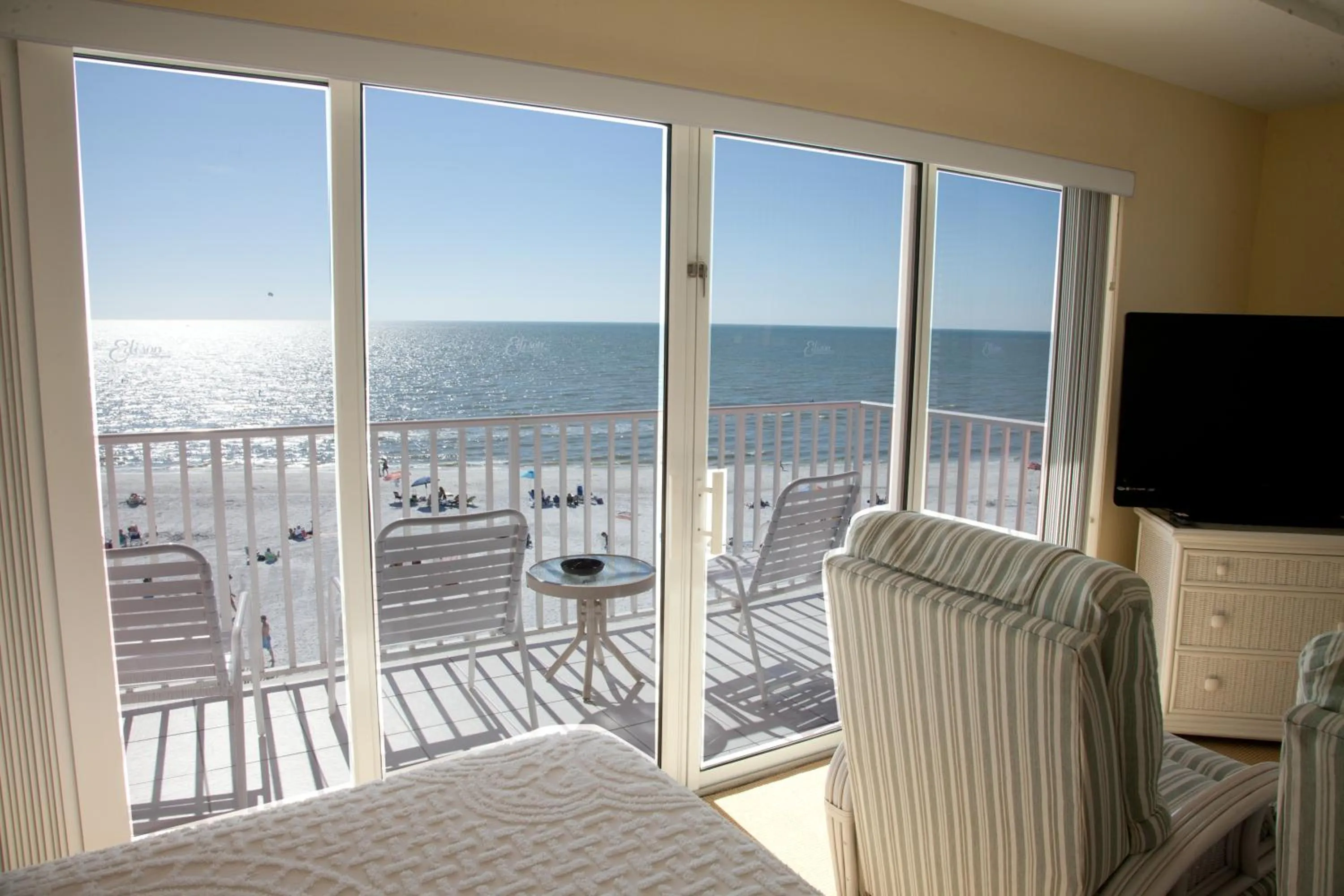 Sea view in Edison Beach House