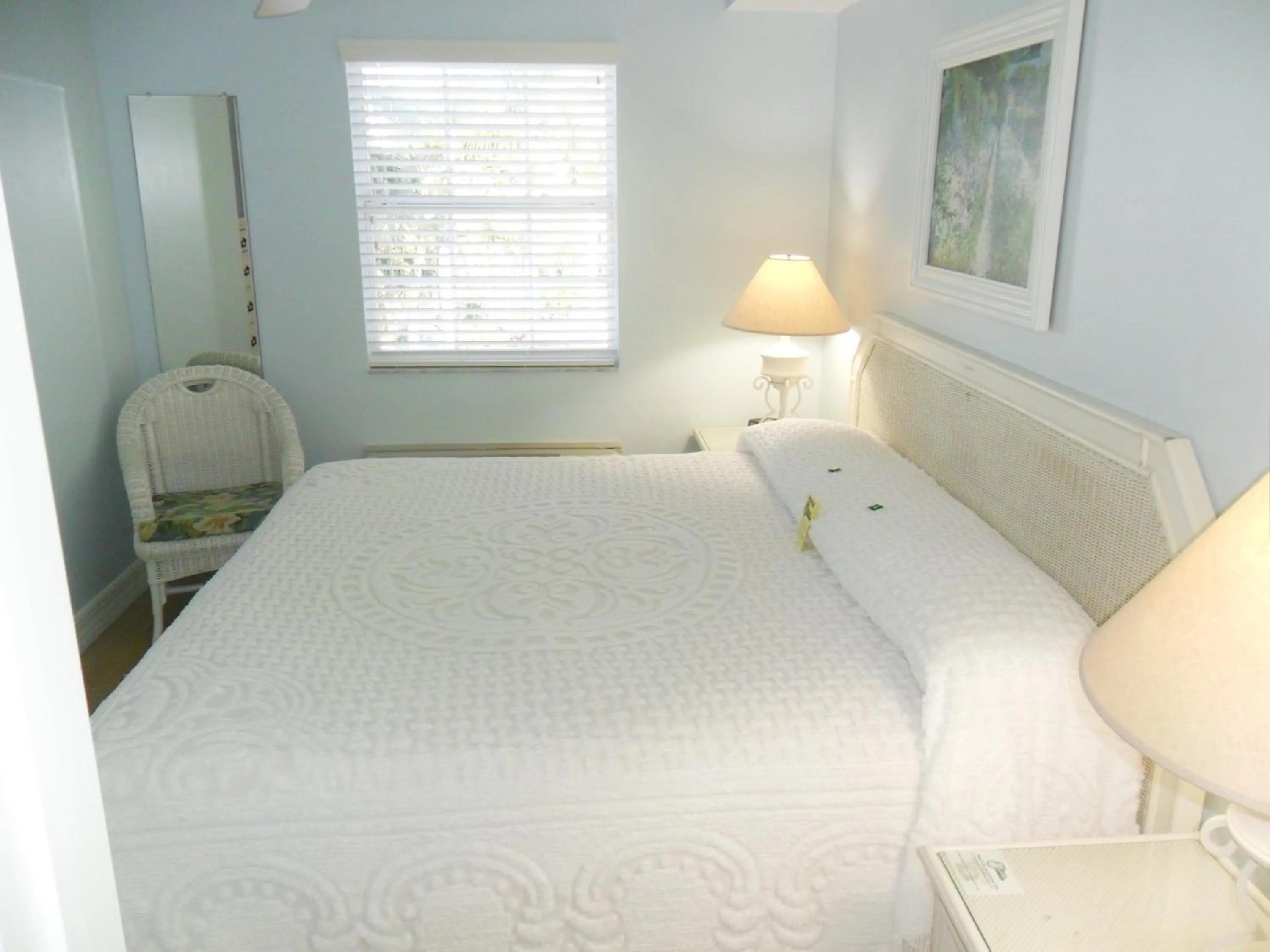 Bed in Edison Beach House