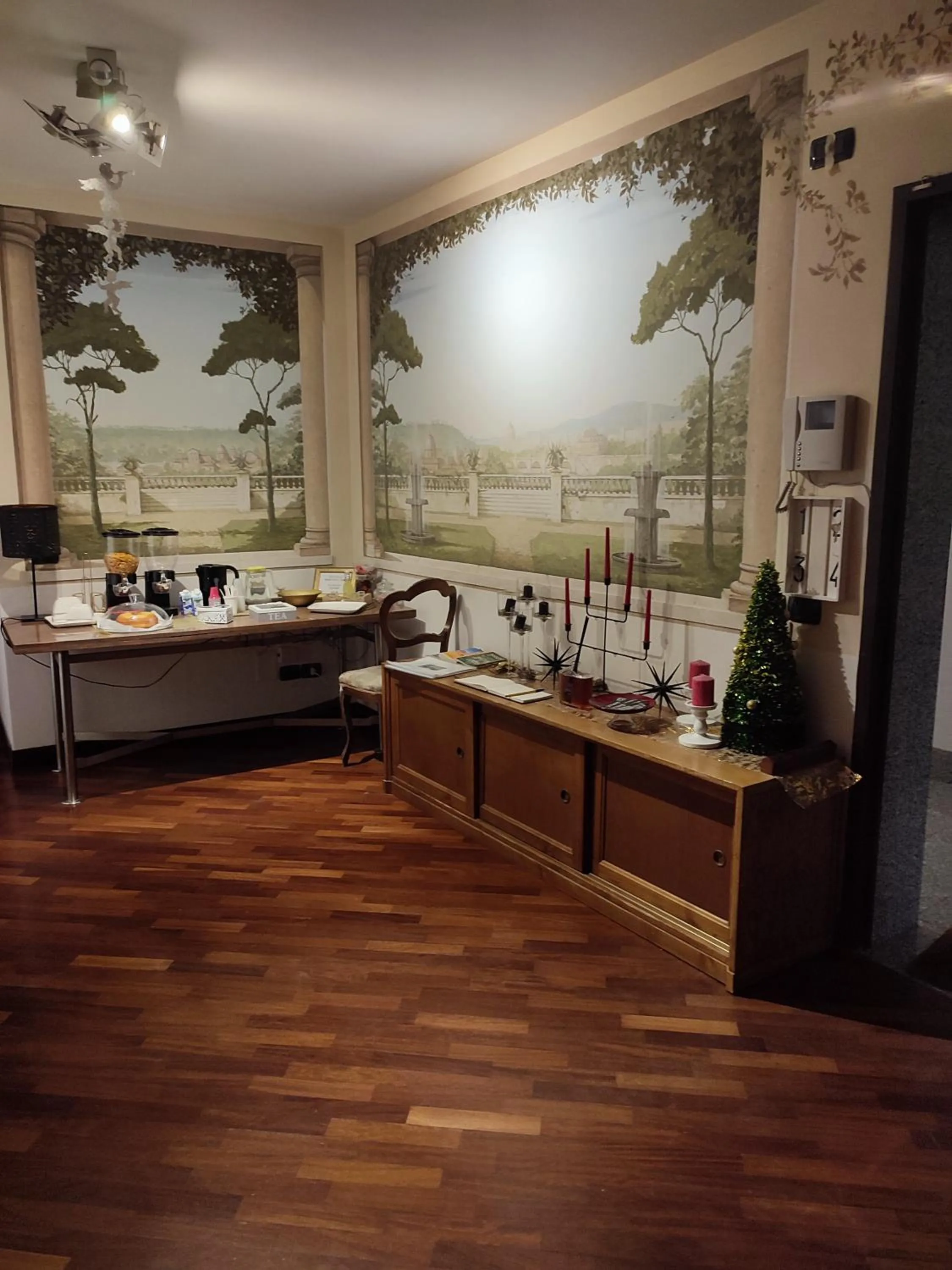 Leonardo Rome Holidays