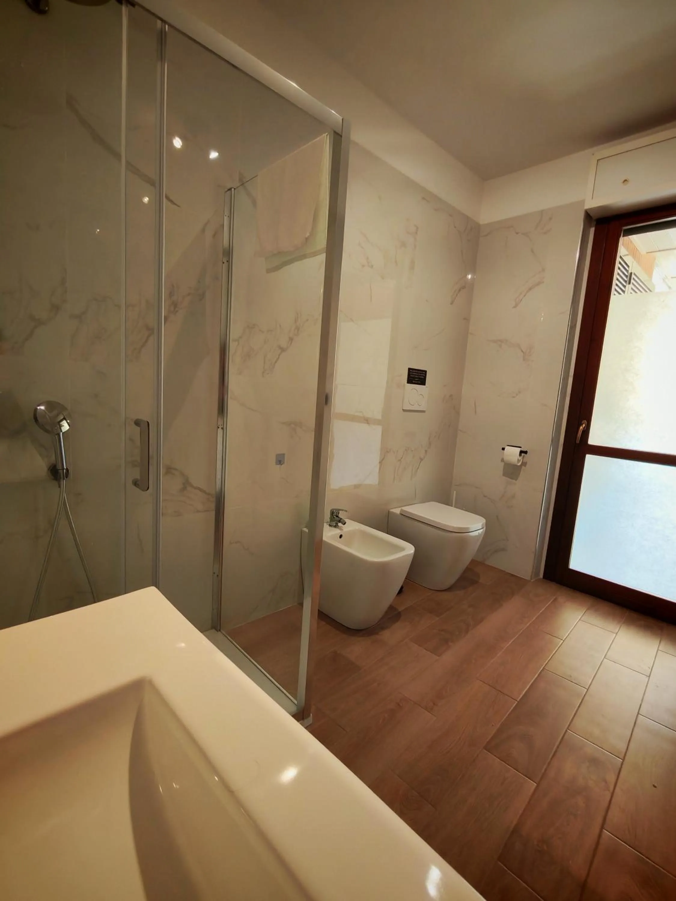 Leonardo Rome Holidays