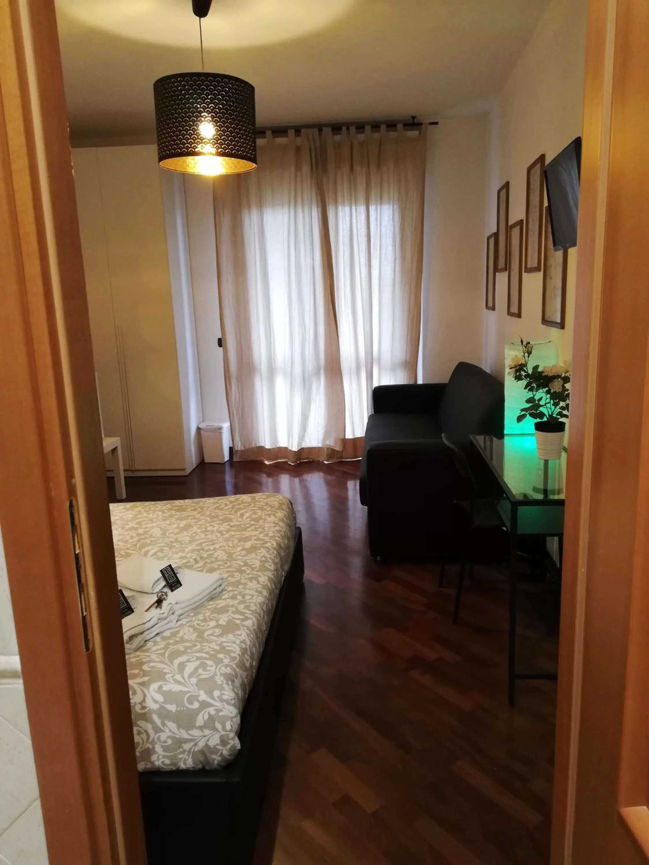 Photo of the whole room in Leonardo Rome Holidays