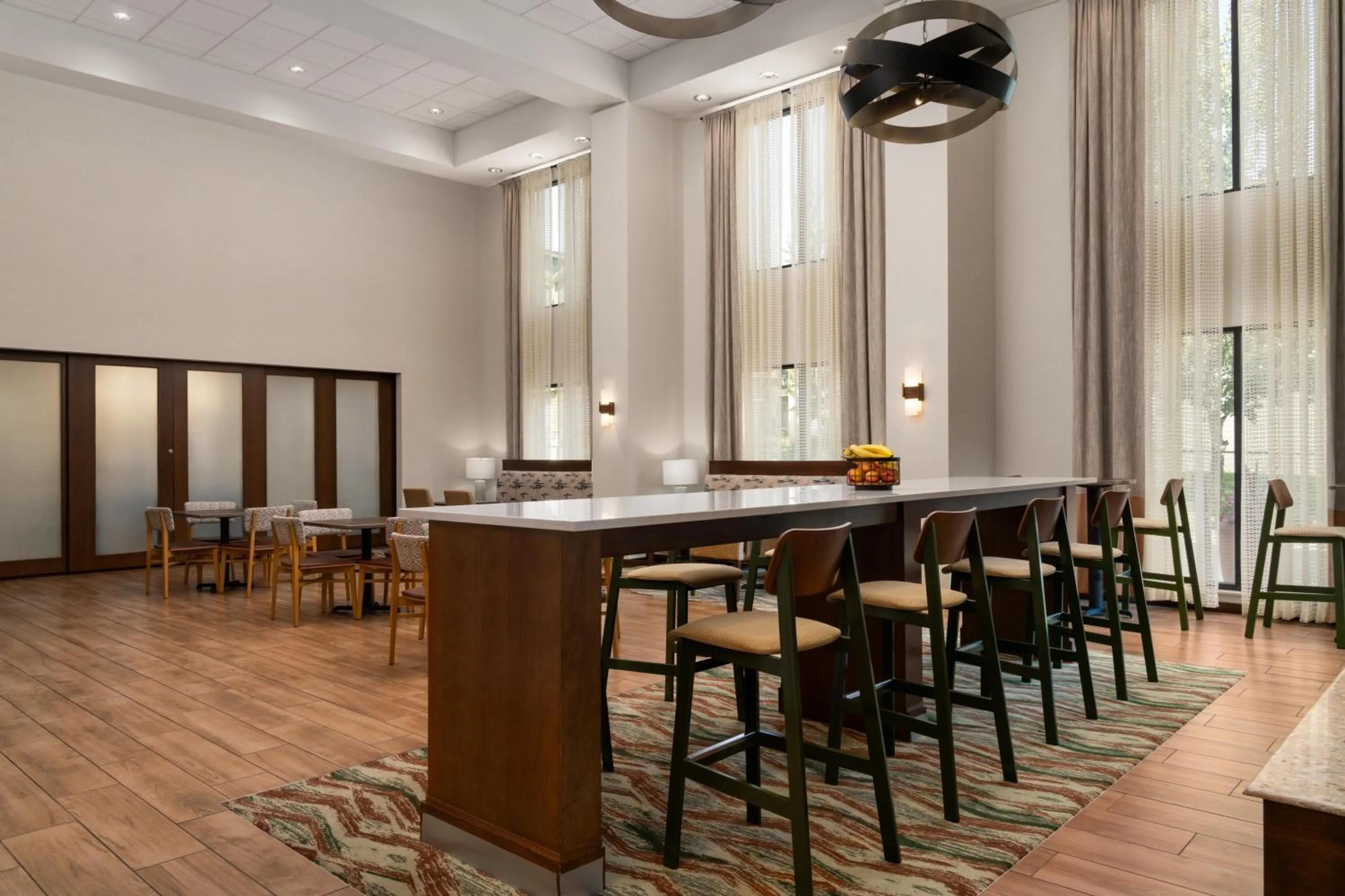 Breakfast in Hampton Inn & Suites Whitefish