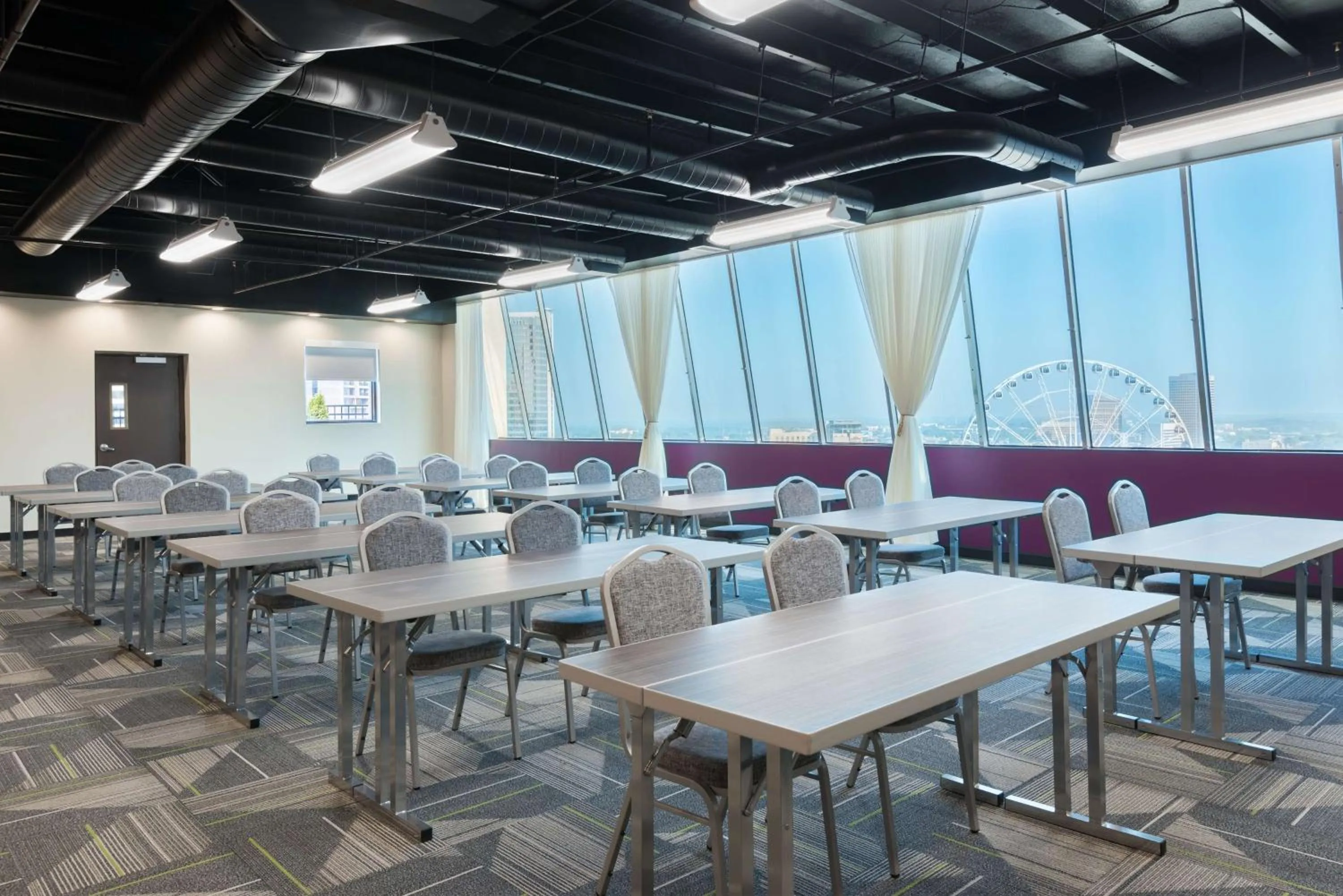 Meeting/conference room in Home2 Suites by Hilton Atlanta Downtown