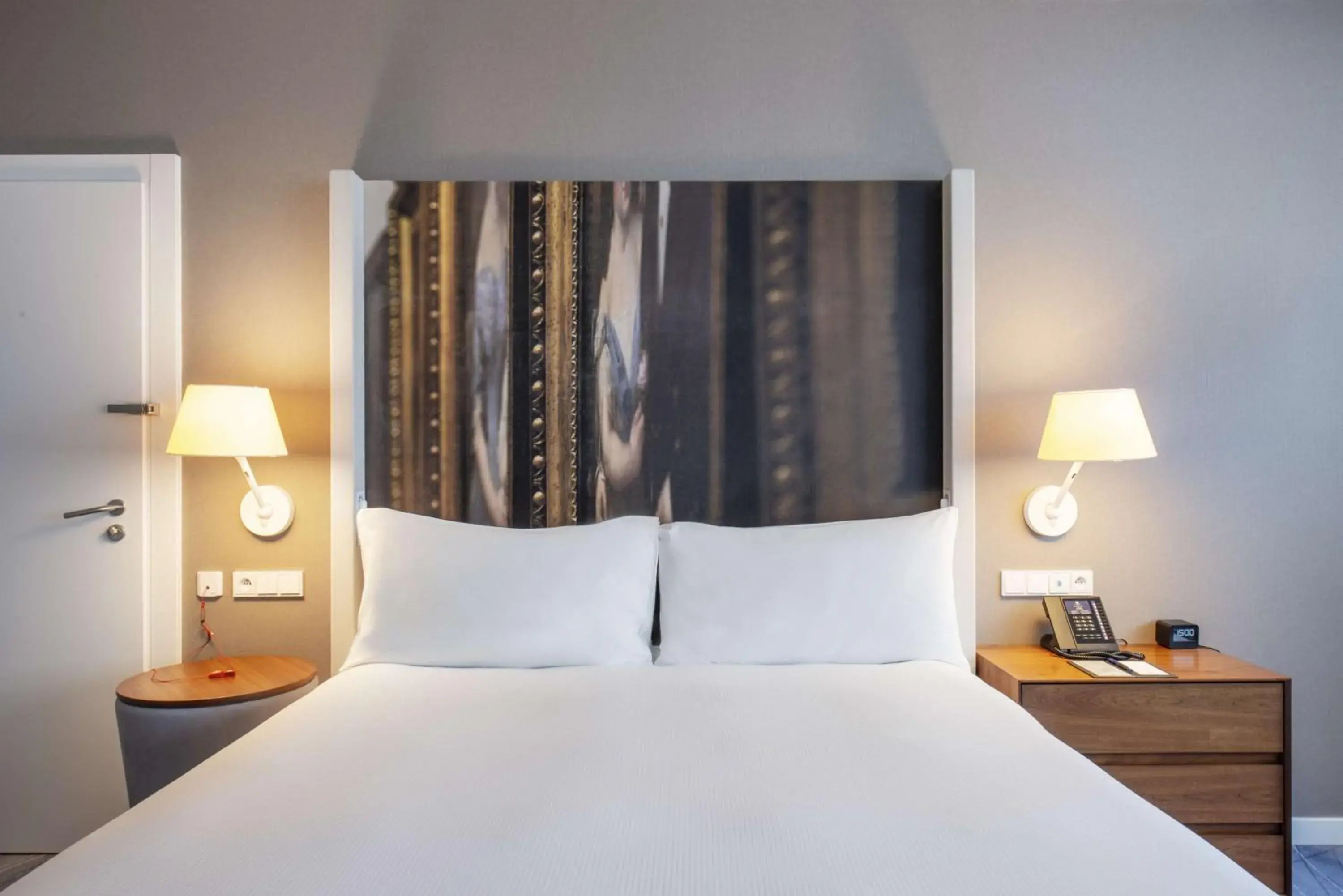 King Room - Mobility Accessible in DoubleTree by Hilton Wroclaw King Room - Mobility Accessible in DoubleTree by Hilton Wroclaw