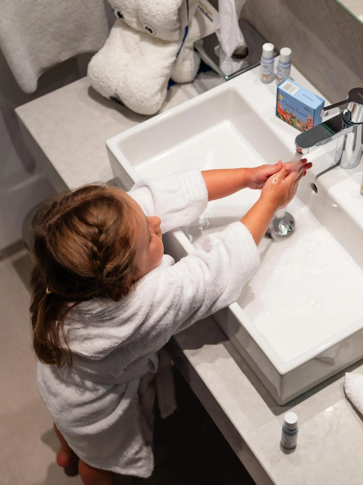 Bathroom in DoubleTree by Hilton Wroclaw