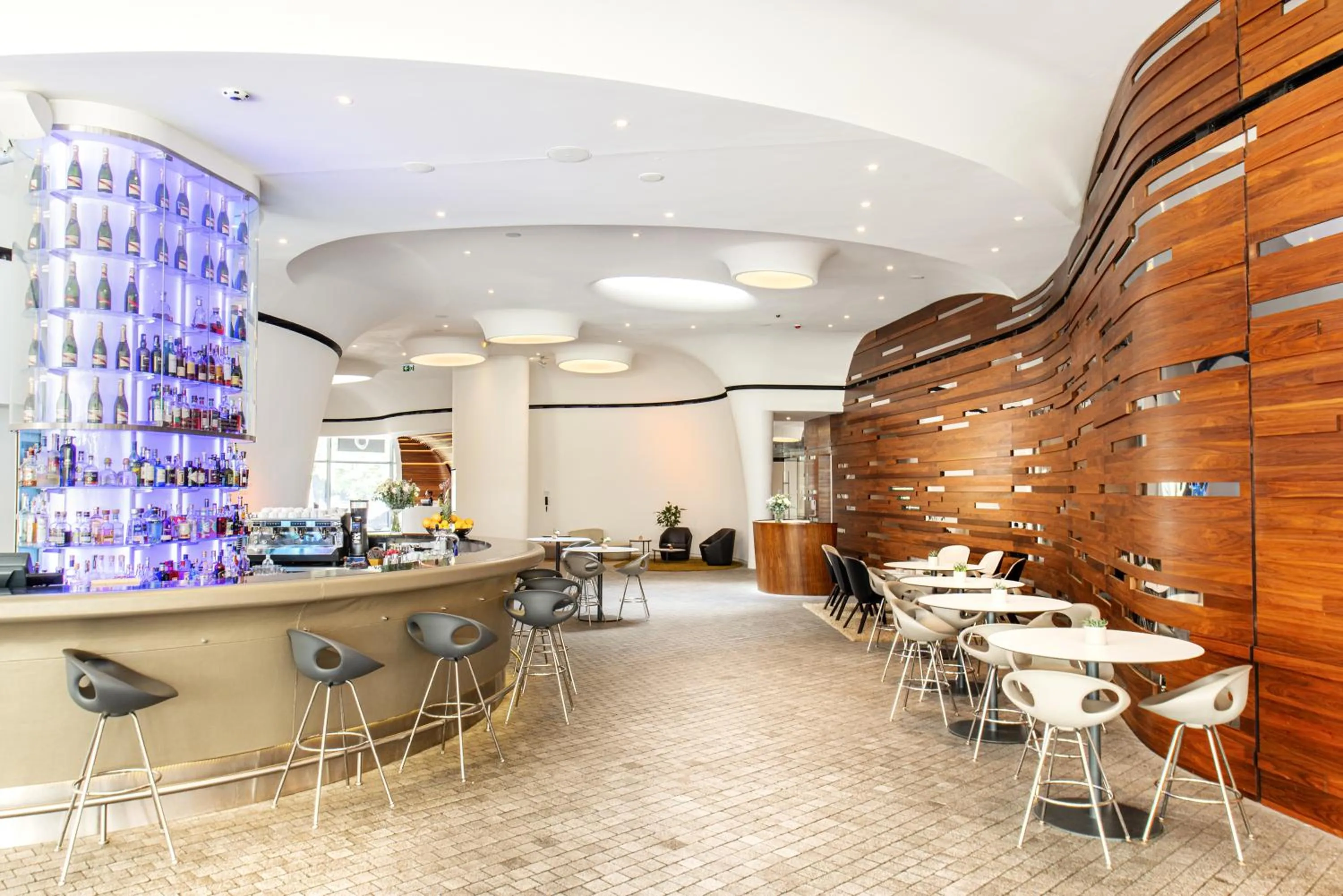 Restaurant/places to eat in DoubleTree by Hilton Wroclaw