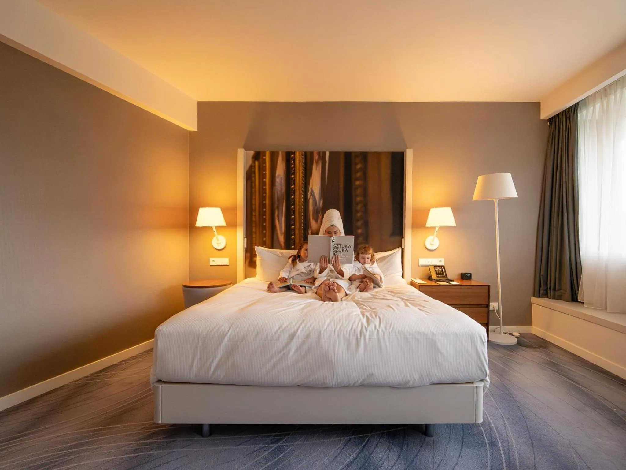 Photo of the whole room, Bed in DoubleTree by Hilton Wroclaw