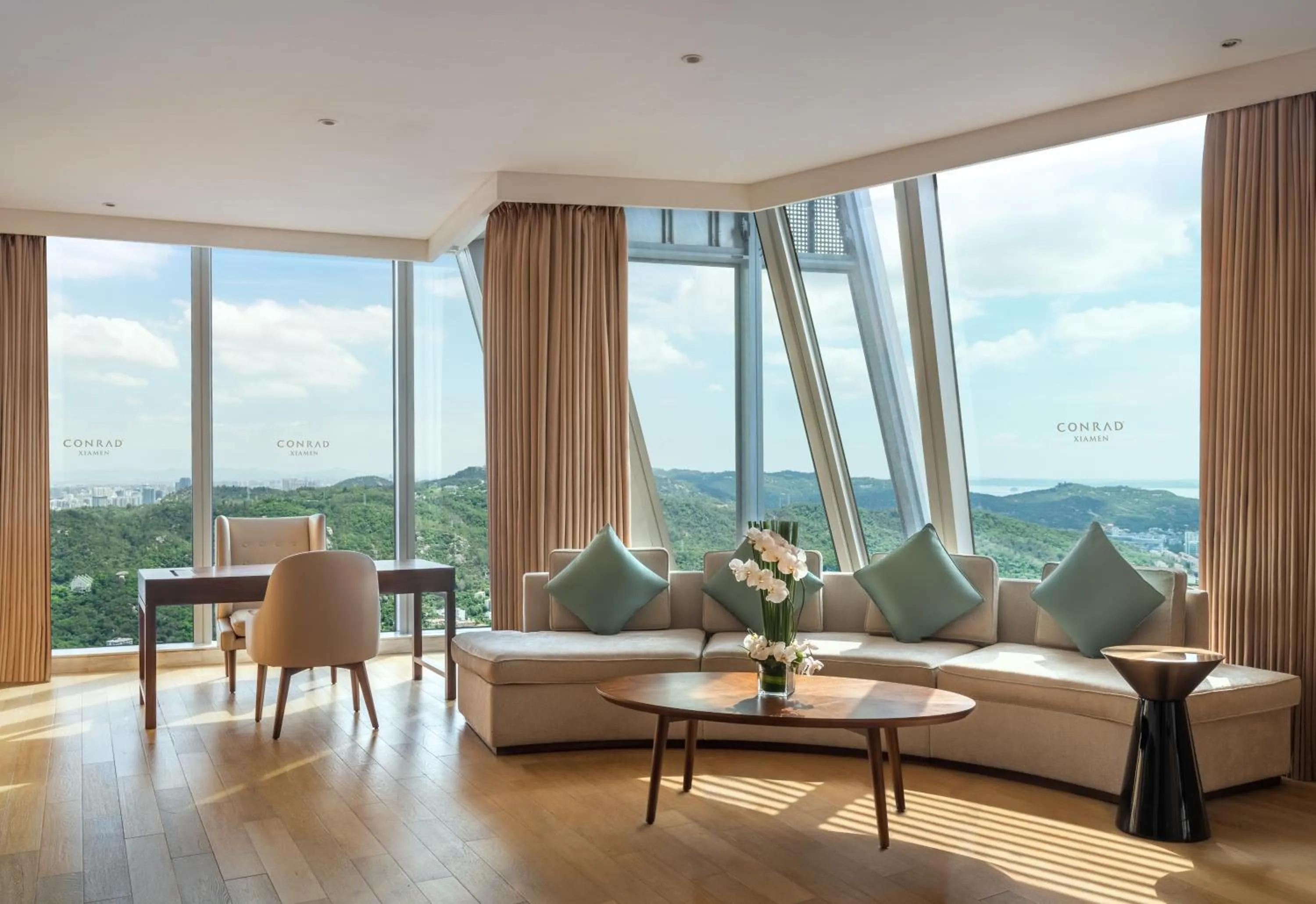 Living room in Conrad Xiamen
