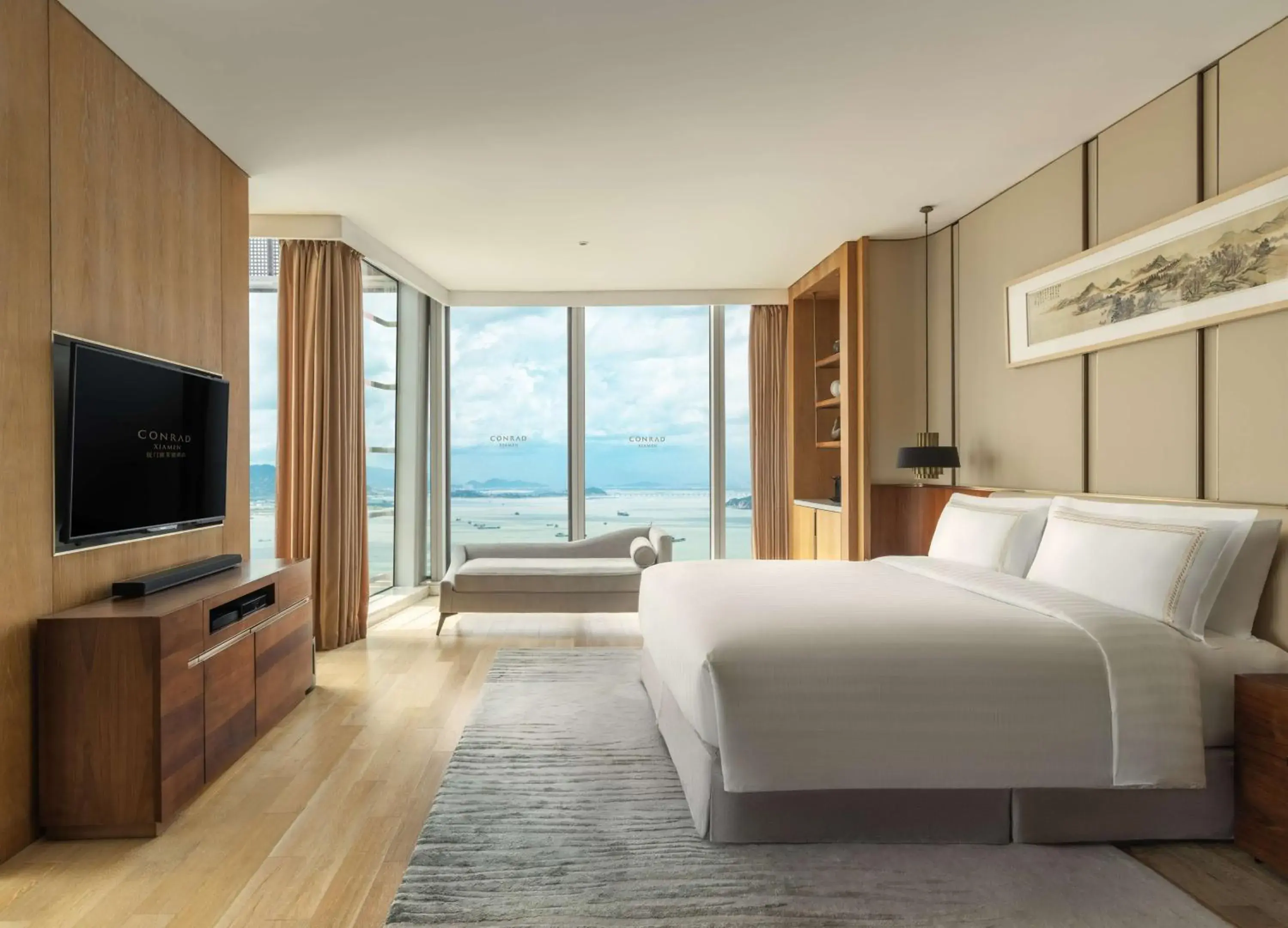 Deluxe Studio Suite with Sea View - Lounge Access in Conrad Xiamen Deluxe Studio Suite with Sea View - Lounge Access in Conrad Xiamen