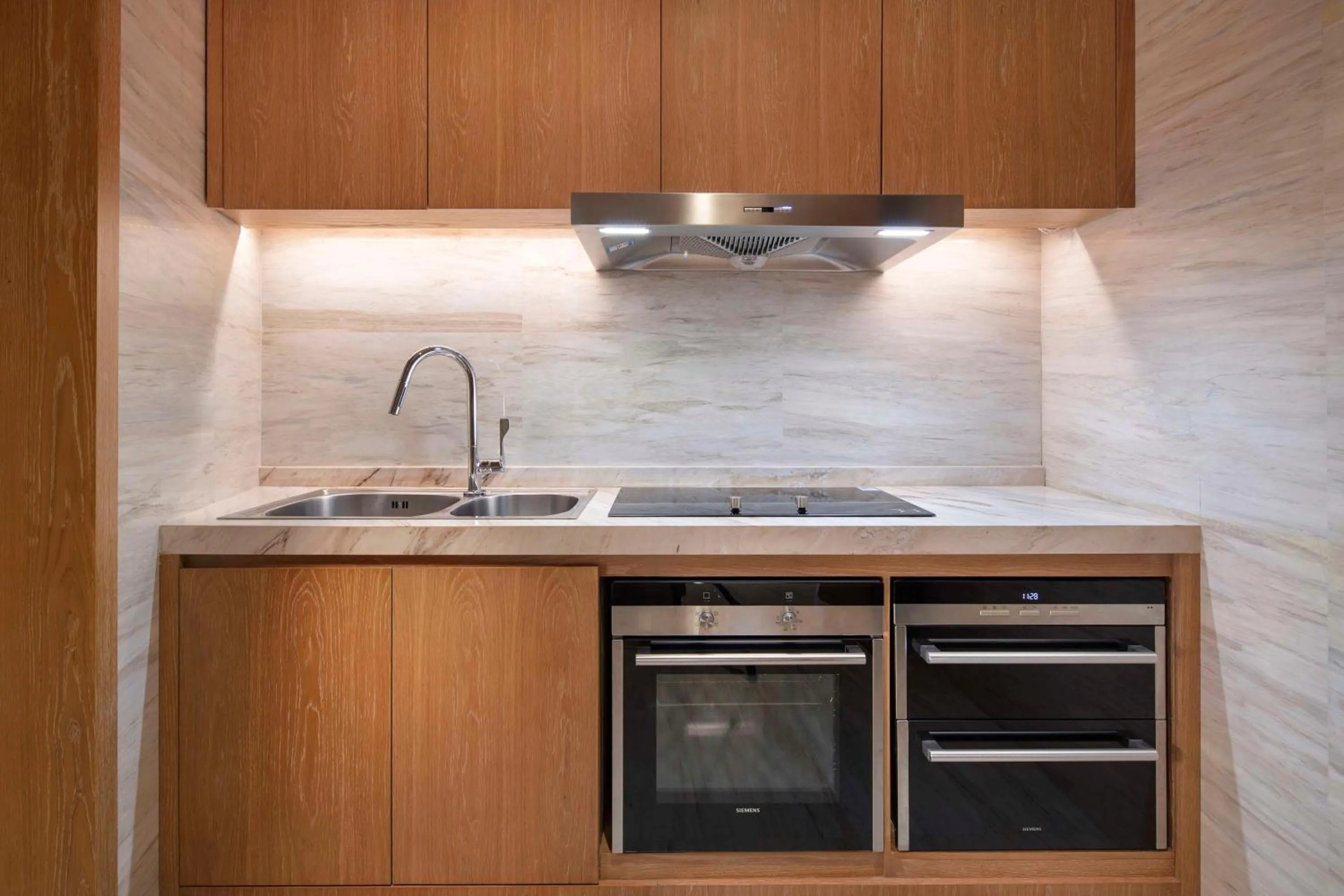 Kitchen or kitchenette in Conrad Xiamen