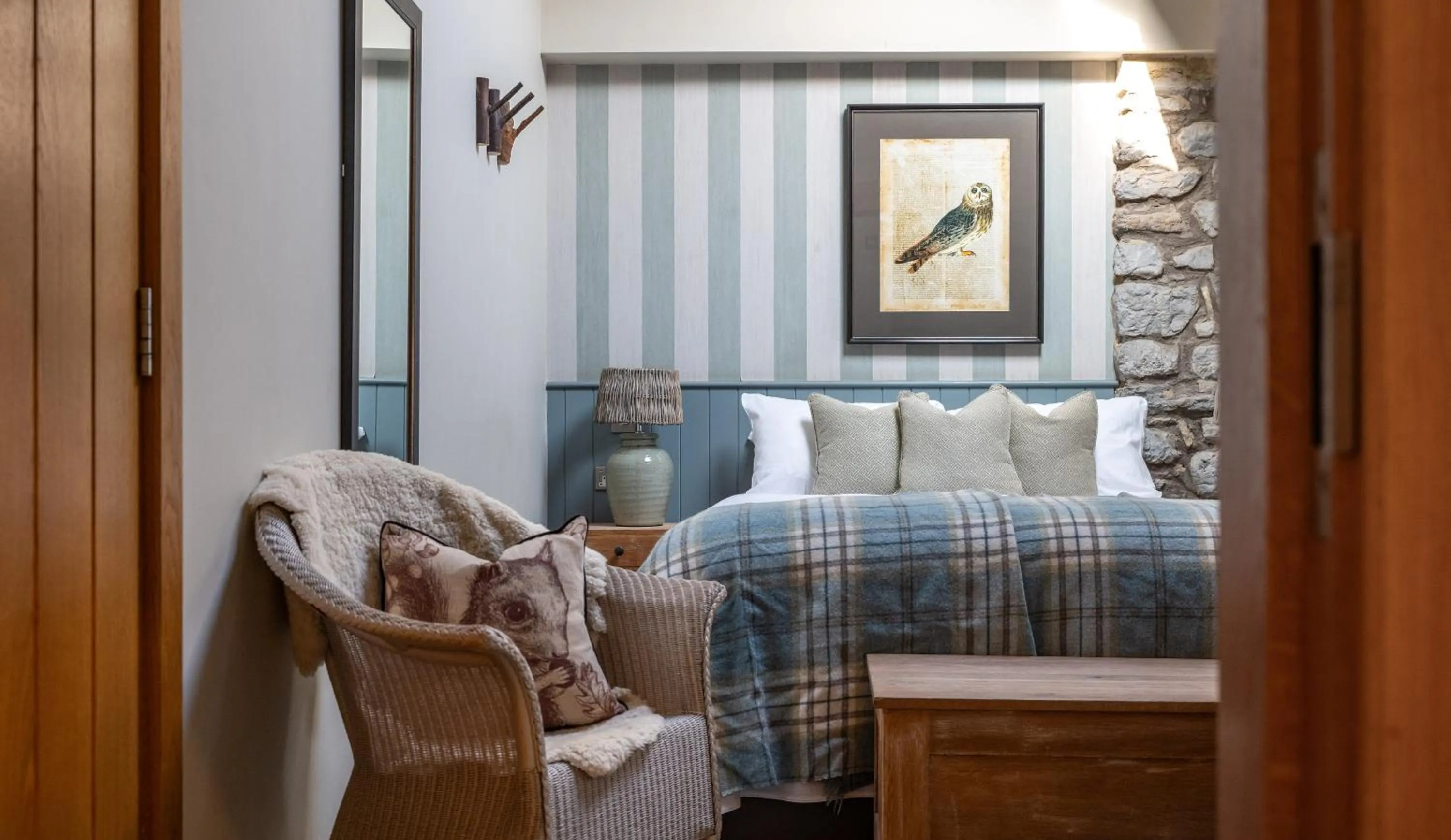 Bedroom, Bed in The Lister Arms