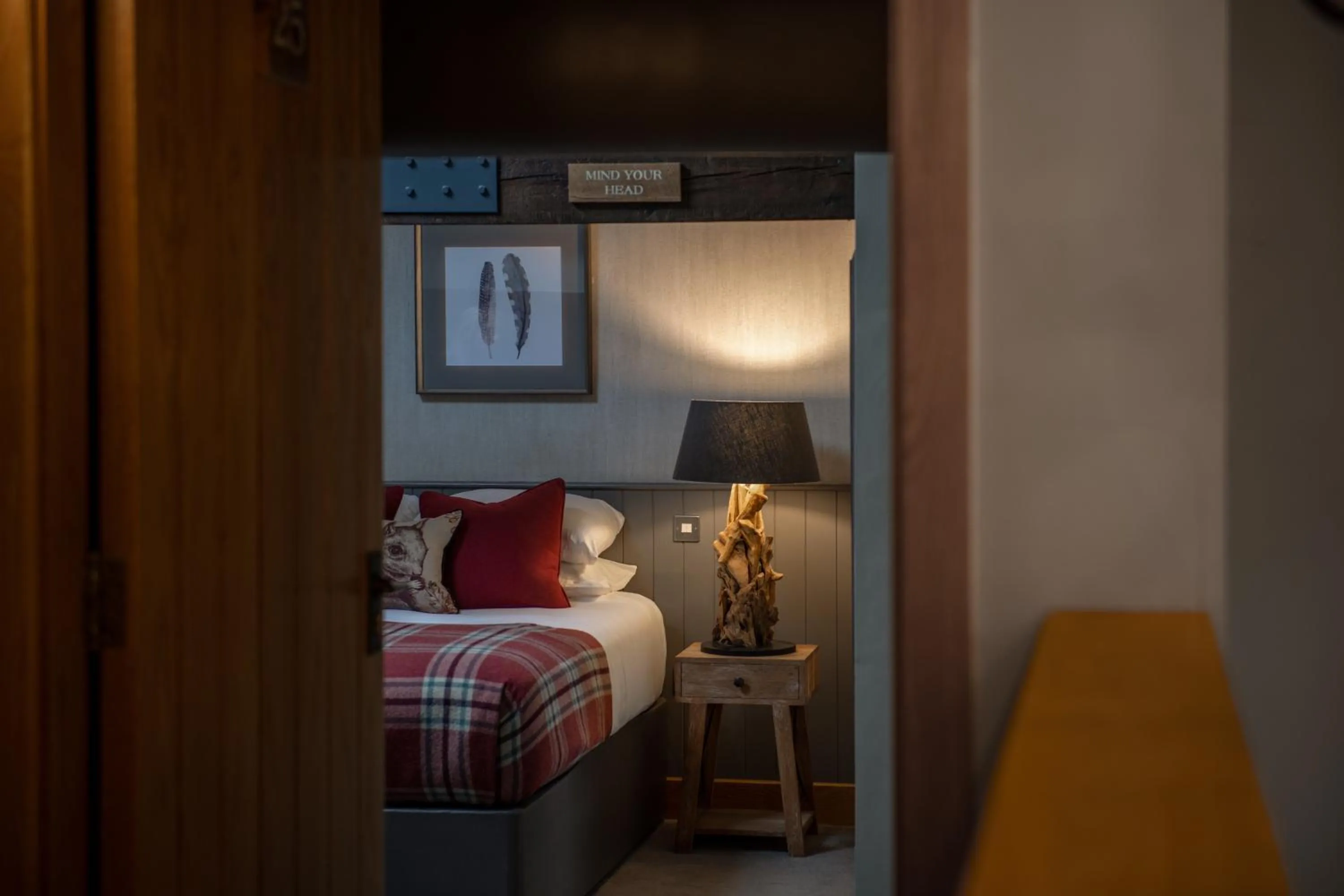 Bedroom, Bed in The Lister Arms