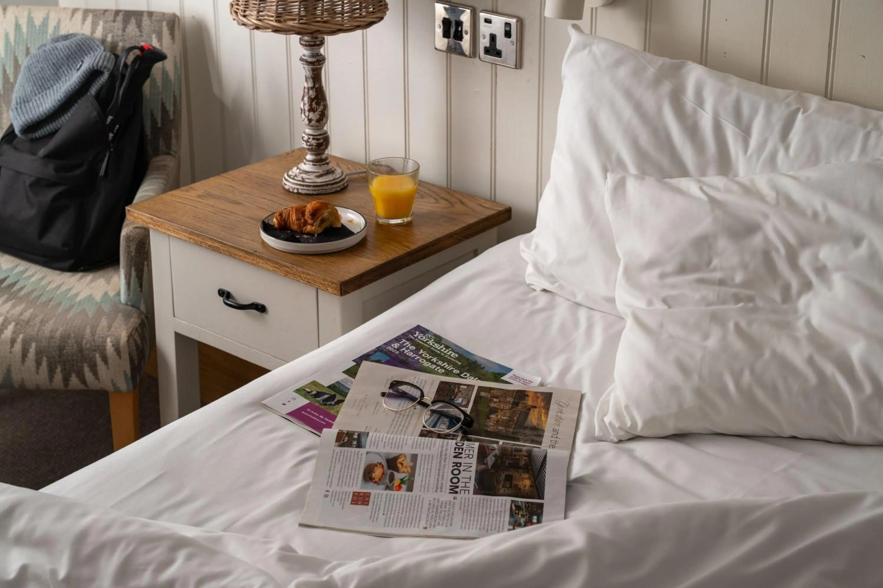 Bedroom, Bed in The Lister Arms