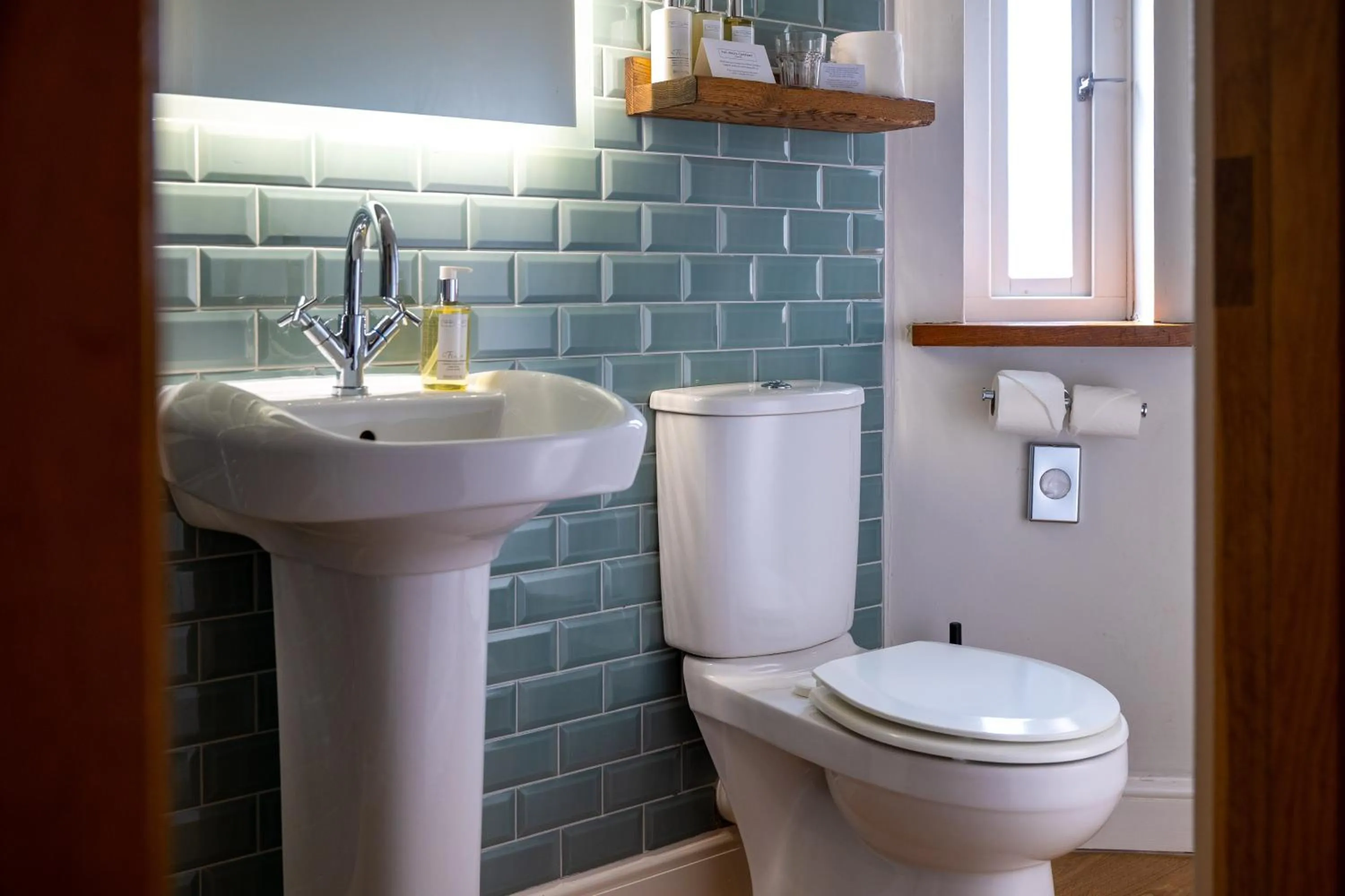 Bathroom in The Lister Arms