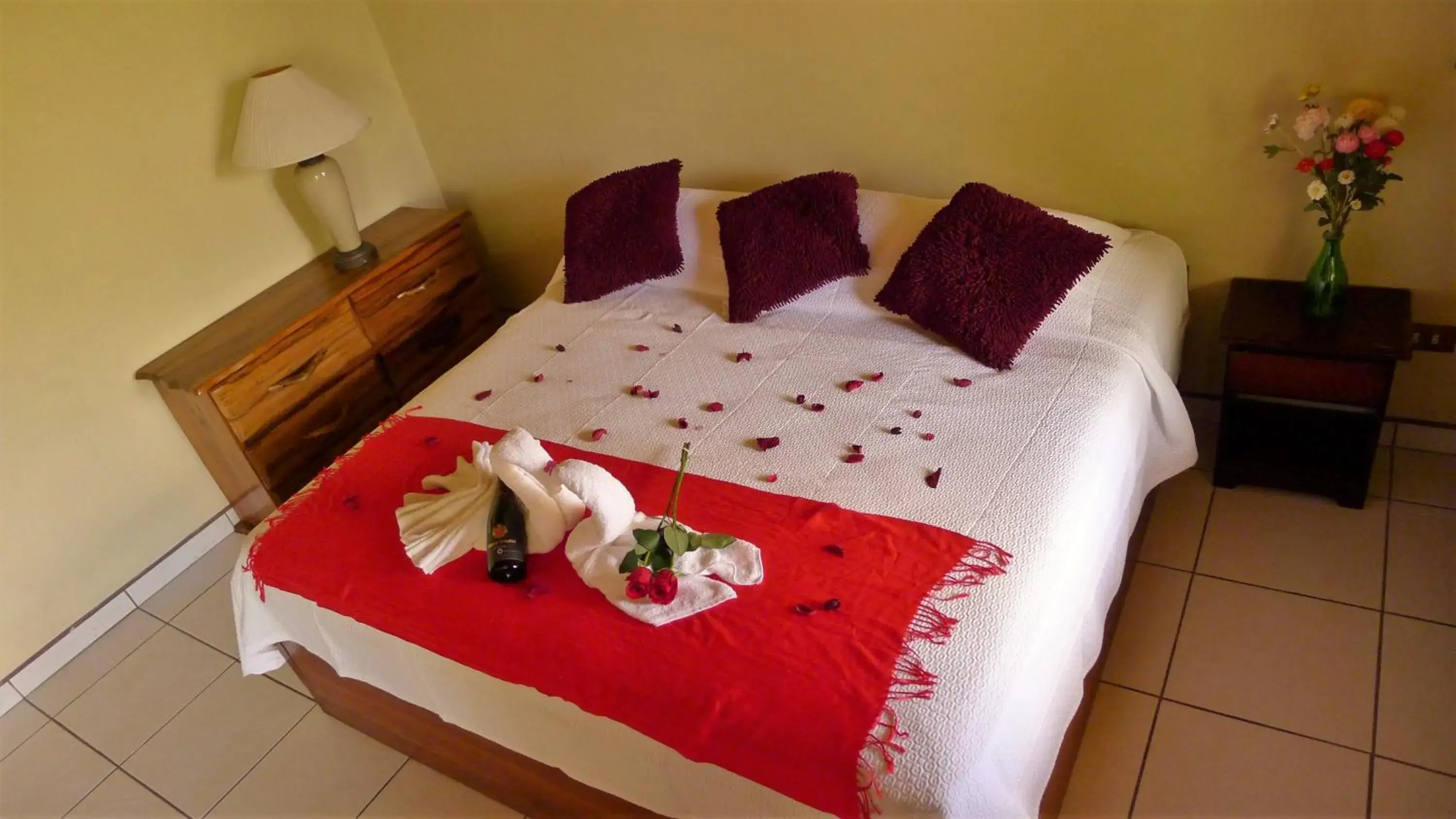 King Suite in Pacifico Loft Hotel King Suite in Pacifico Loft Hotel